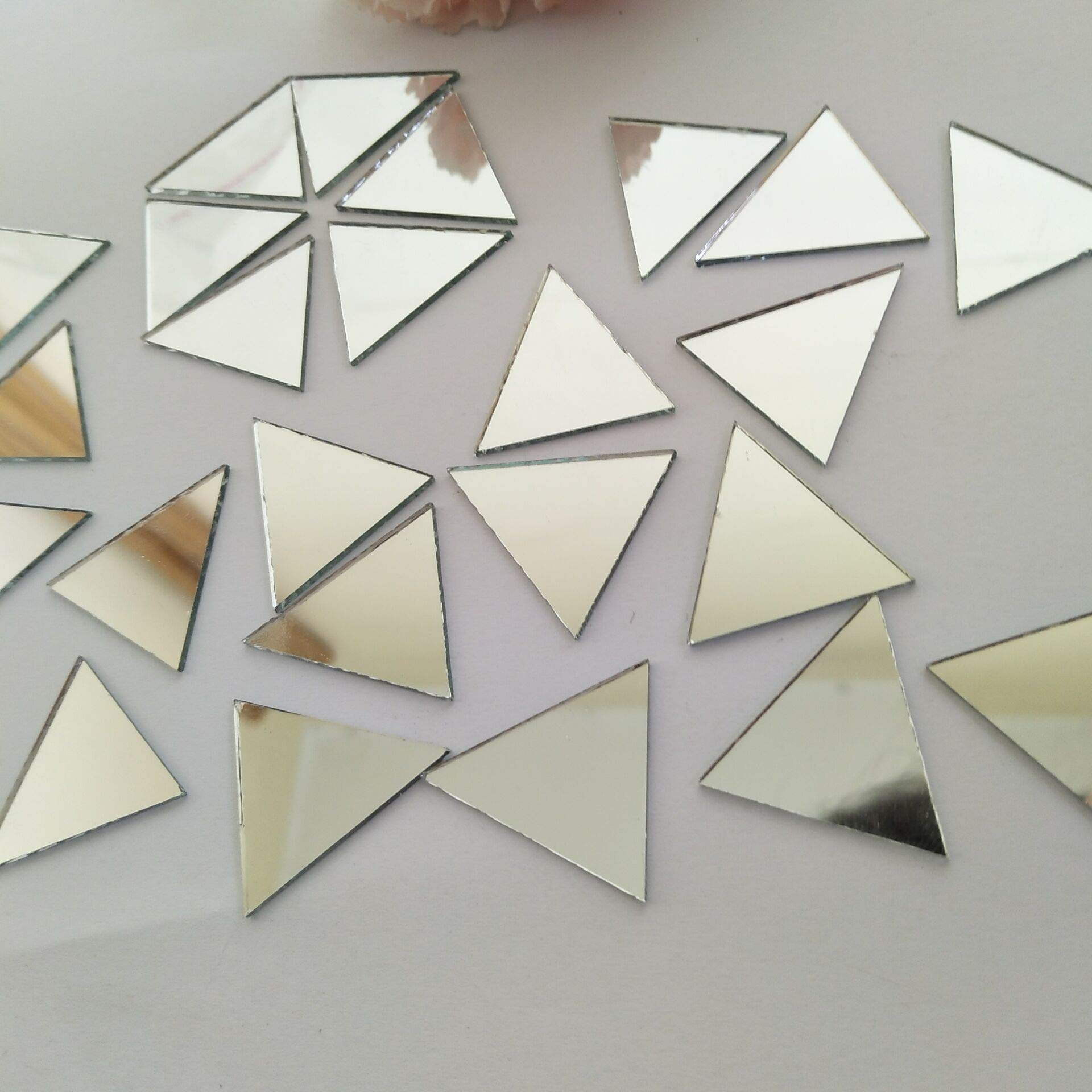 100pcs 1 Inch Silver Triangle Real Glass Mirror Mosaic Tiles for DIY Crafts, Home Decor, Wall Art, and Backsplash Projects - Premium Quality Glass Mirror Pieces for Creative Designs