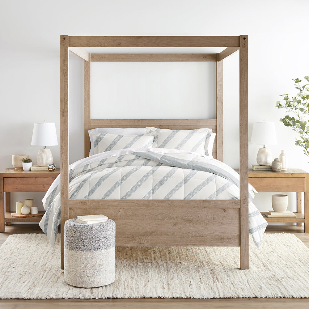 Soft & Cozy Patterned Down Alternative Comforter Set - All-Season Hypoallergenic Bedding - Perfect for Master Bedroom, Guest Room & Dorm Decor