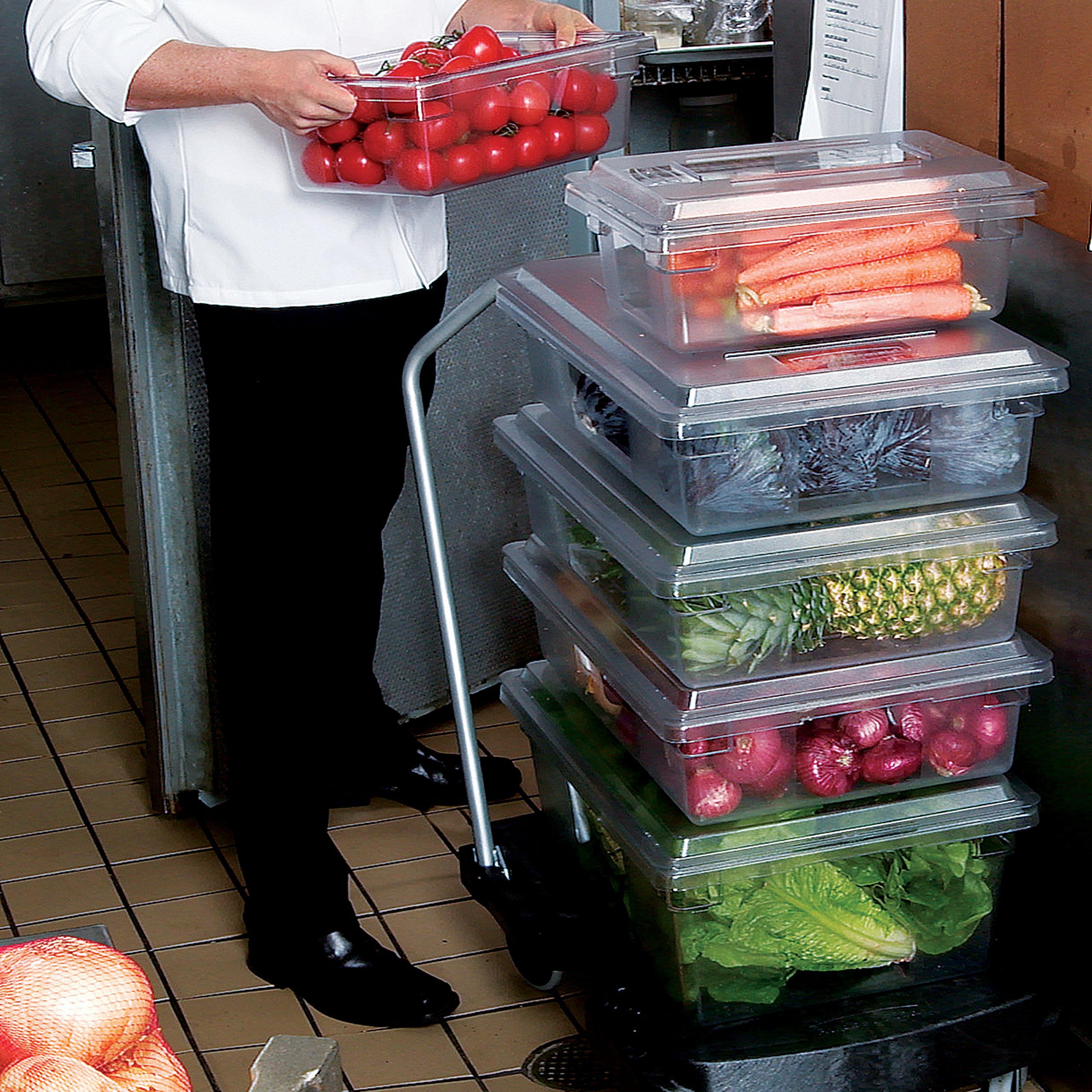Rubbermaid Commercial 3.5 Gallon Clear Polycarbonate Food Storage Container - Durable Kitchen Tote Box for Restaurants, Cafeterias & Meal Prep | Perfect for Bulk Food Storage, Leftovers & Commercial Kitchen Organization