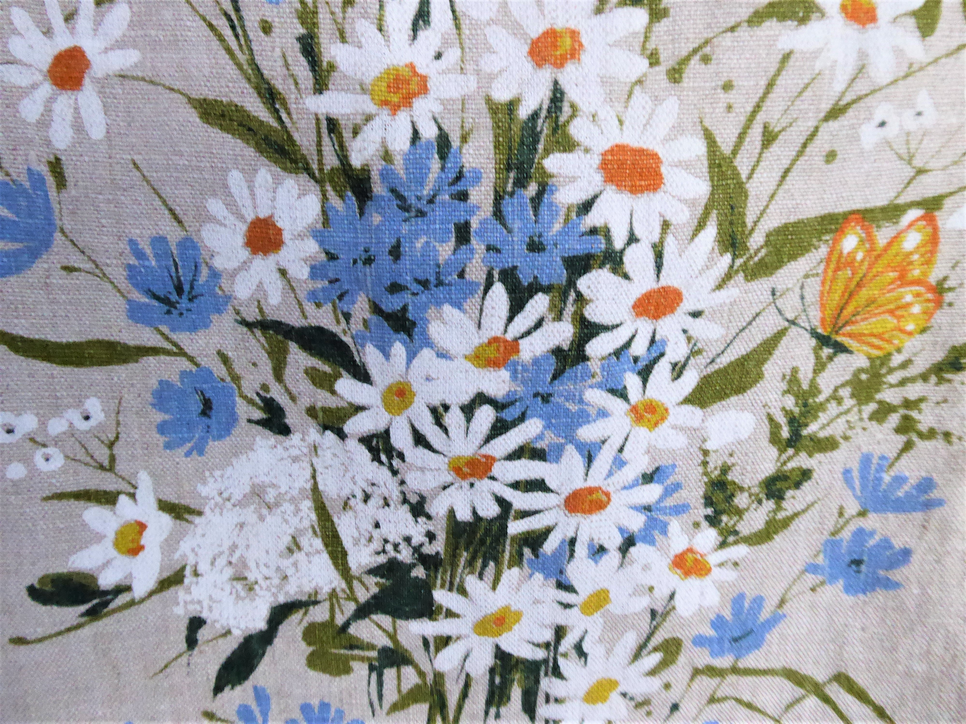 Vintage 1970s Wildflower Tea Towel - Kay Dee Designs Signed Artist Linen Kitchen Towel | Perfect for Farmhouse Decor, Tea Parties & Vintage Kitchen Accessories