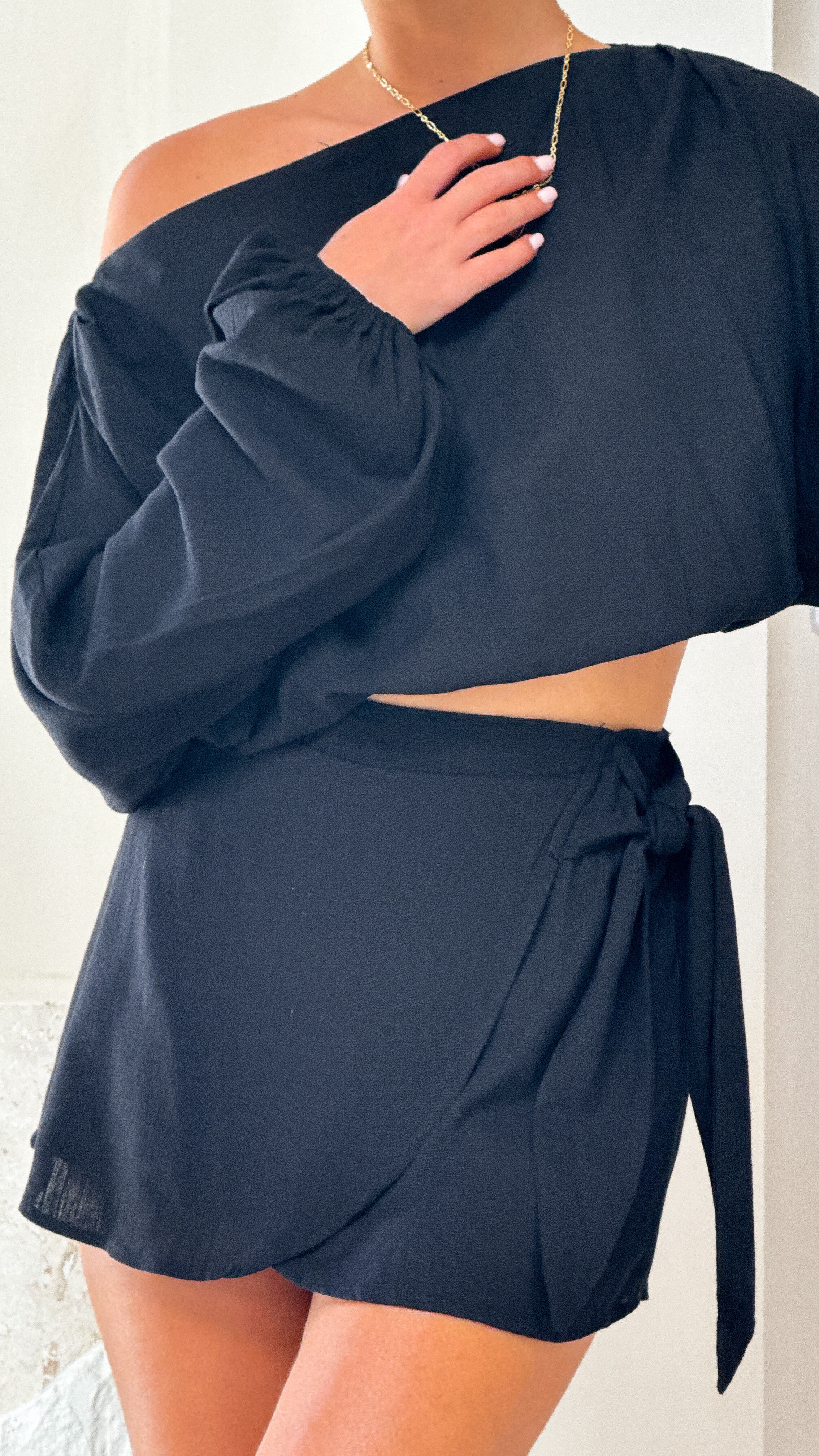 Ilara Wrap Skort - Stylish Black Skirt Shorts Hybrid for Women | Perfect for Yoga, Running & Casual Outfits