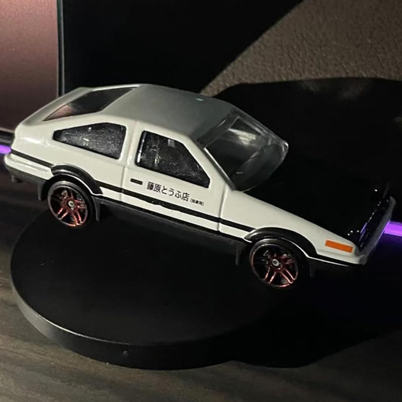 High-Quality Alloy AE86 Drift Car Model - Spinning Dashboard Ornament for Cars | Perfect Gift for Car Enthusiasts | Ideal for Car Decor, Office Desk Display & Drifting Fans Collection
