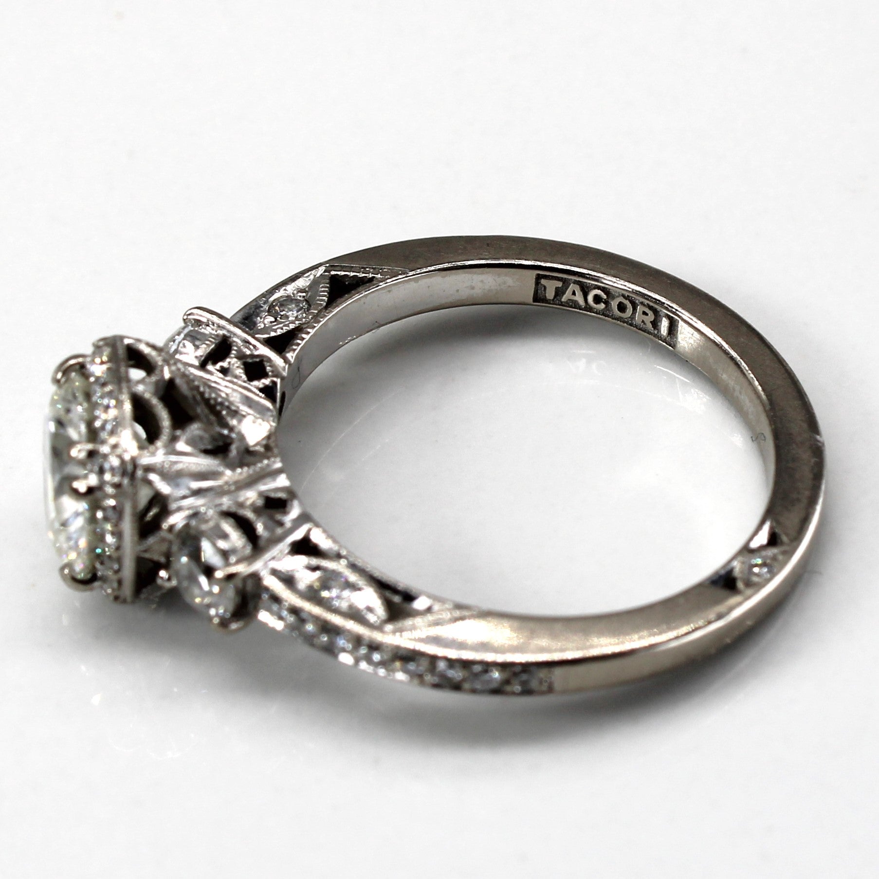 1.40ctw Halo Diamond Engagement Ring - SI1/SI2 Clarity, H/I Color, Size 5.5 - Perfect for Proposals, Anniversaries & Romantic Occasions