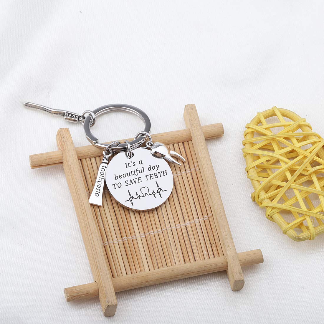 Dental Hygienist Keychain - CHOORO Dentist Gift for Dental Professionals - 'It's A Beautiful Day To Save Teeth' Engraved Keyring - Perfect for Graduation, Appreciation & Daily Use