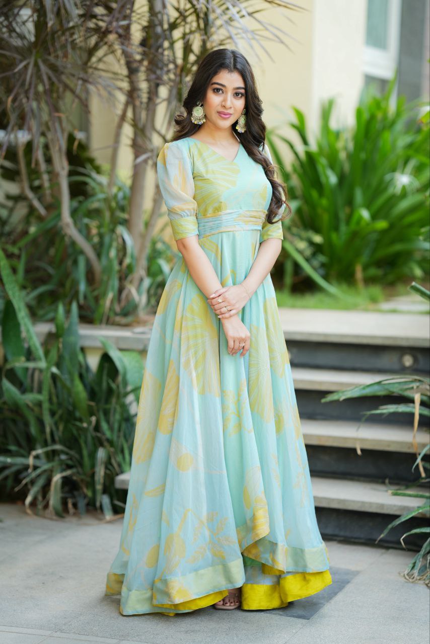 Luxury Designer Party Gowns for Women - Elegant Evening Dresses for Prom, Wedding & Special Occasions | DD549 Collection