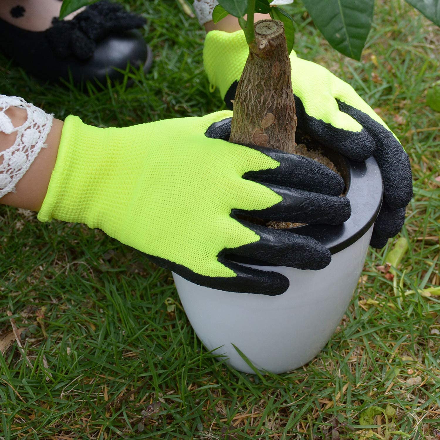 Kids Gardening Gloves 3-12 Years - 3 Pairs Rubber Work Gloves for Outdoor Play & Planting