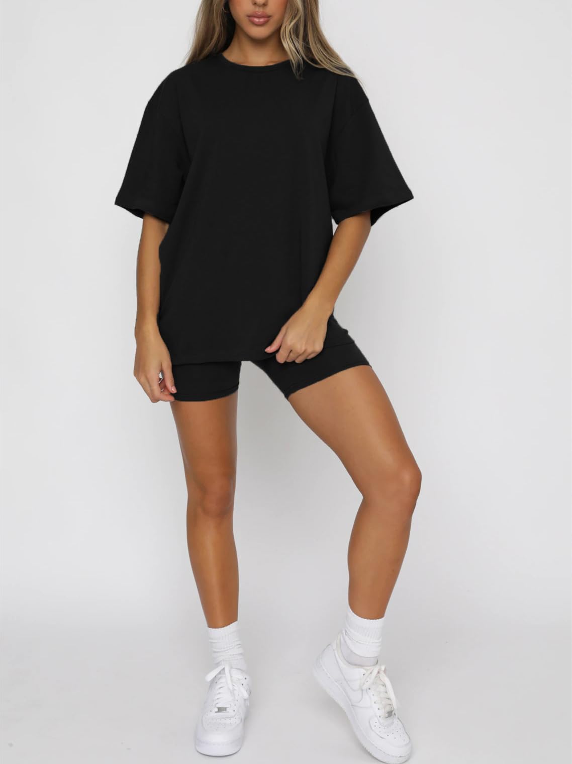 UOQAPRE Women's 2 Piece Lounge Outfit Set - Sleeveless Crop Top & Shorts with Pockets for Yoga, Workout, and Casual Wear | Comfortable Matching Sets for Home, Gym, and Daily Activities