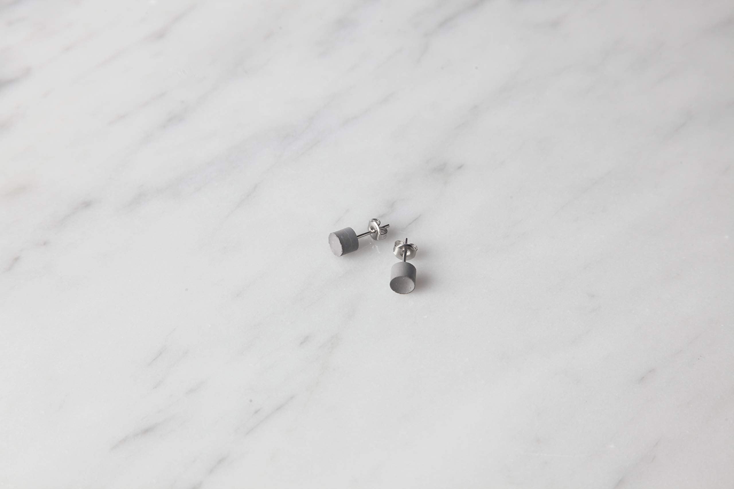 22Studio Dark Gray CMC Earrings for Women - Hypoallergenic Stainless Steel Minimalist Stud Earrings - Perfect for Everyday Wear, Office & Date Night