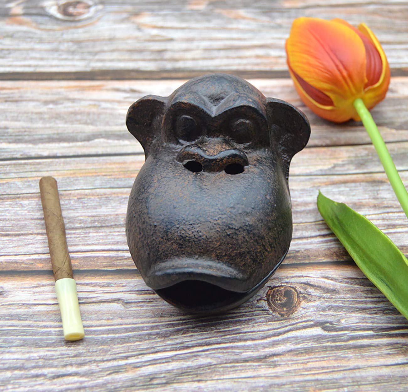 Premium Cast Iron Cigar Ashtray - Monkey Design Outdoor Cigarette Holder for Patio, Home & Office Decor - Unique Gift for Men & Women - Perfect for Smoking Lounges, Backyard Gatherings & Man Caves