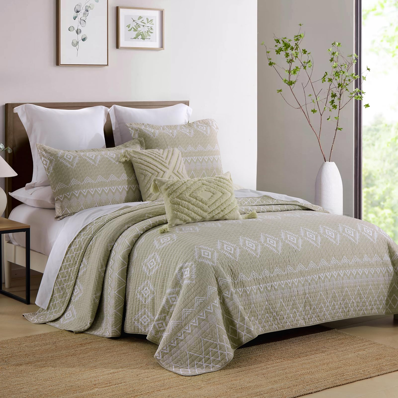 King Size Quilt Set - 100% Cotton Reversible Geometric Striped Comforter | Lightweight All-Season Bedspread for King Bed (Beige/White, 3-Piece) | Perfect for Master Bedroom, Guest Room & Cozy Home Decor