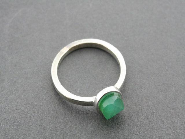 Faceted Chrysoprase Stackable Ring for Women - Elegant Adjustable Gemstone Jewelry for Layering & Everyday Wear