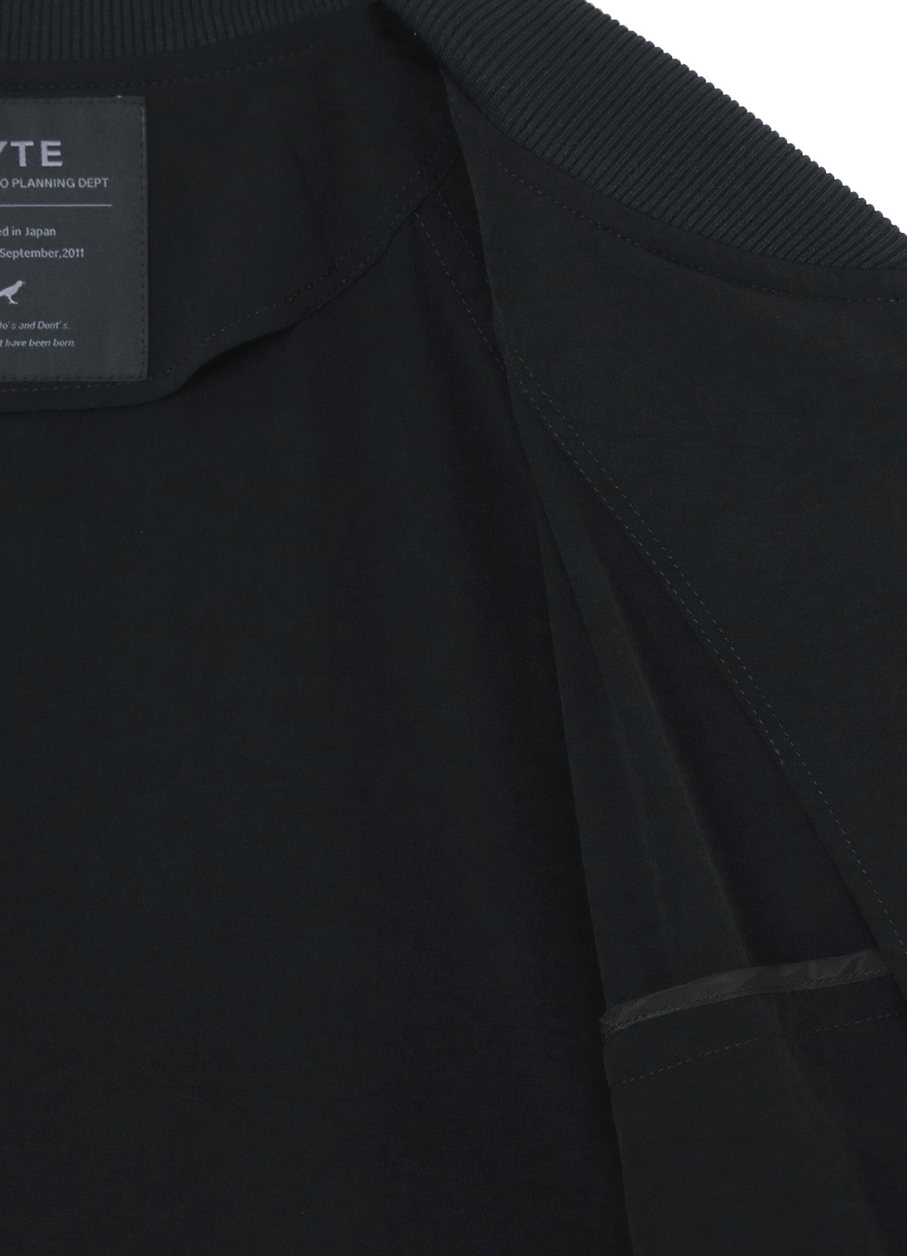 Stylish Crepe de Chine Blouson with Gusseted Zippered Pockets | Women's Fashion Jacket for Work & Casual Outfits