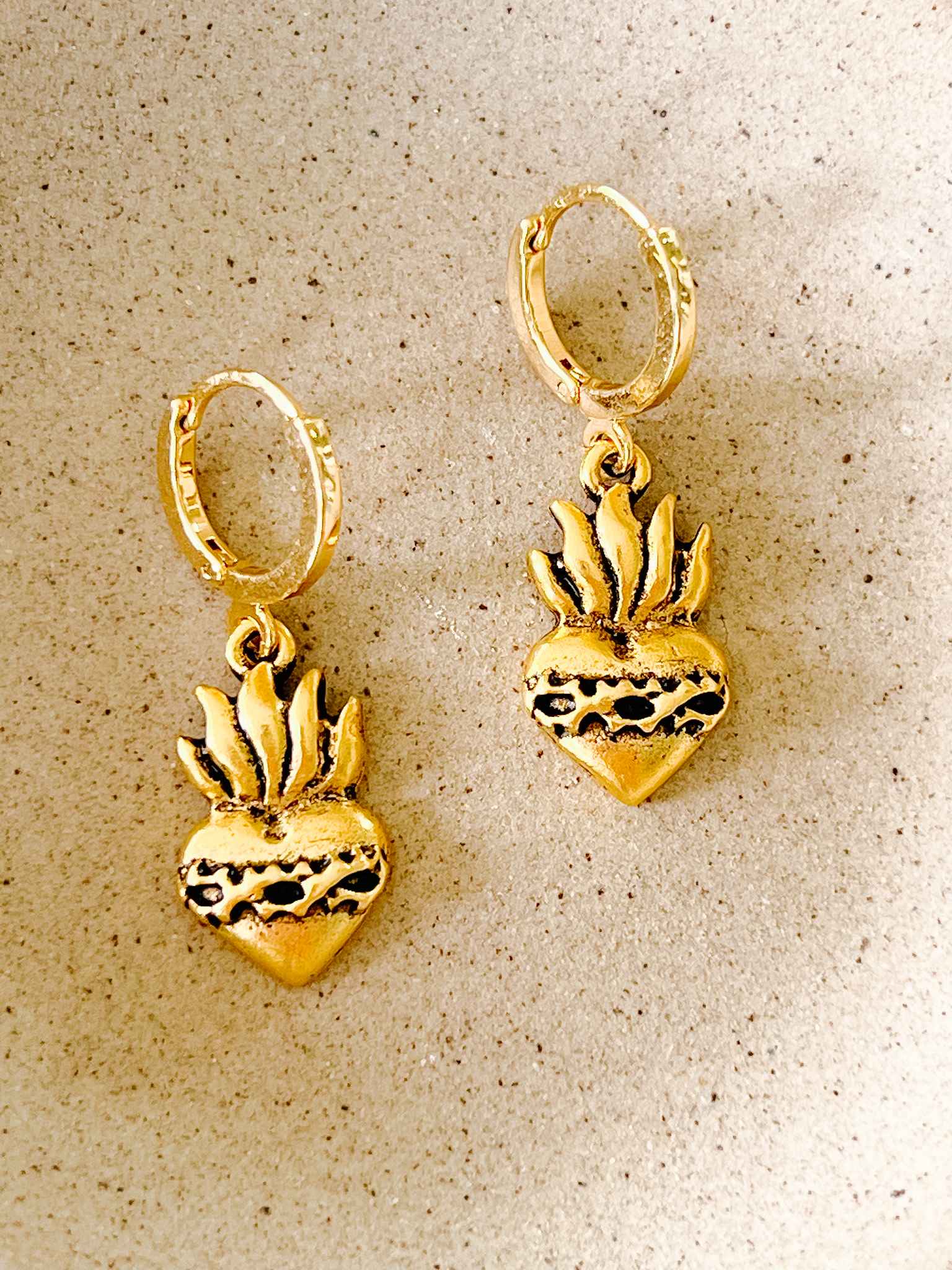 Sacred Heart Huggie Earrings - Dainty Gold Hoop Earrings for Women - Perfect for Everyday Wear & Gift Giving