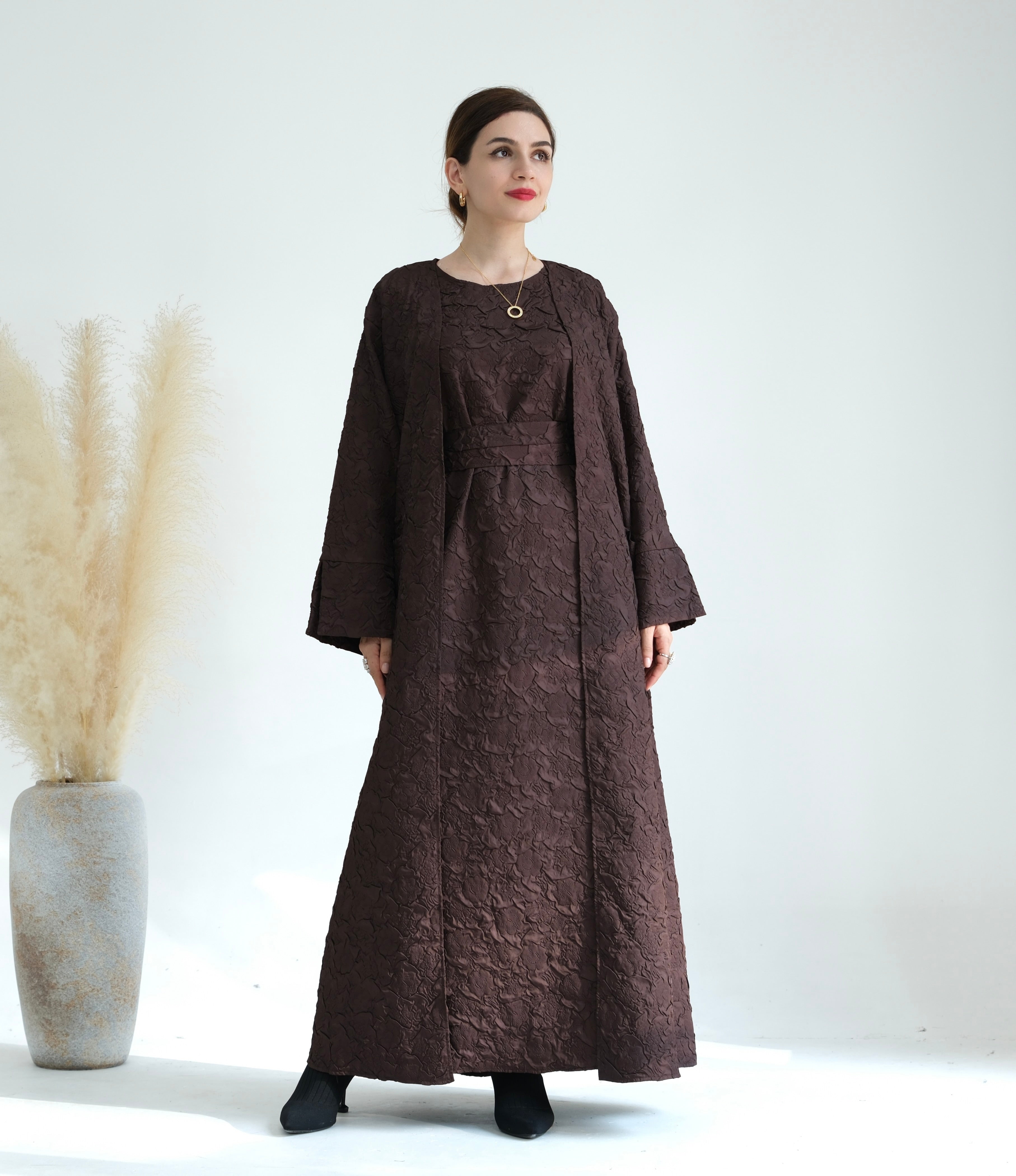 Elegant Eva Textured Abaya Set in Cocoa - Modest Islamic Prayer Dress for Women - Perfect for Eid, Ramadan, and Special Occasions