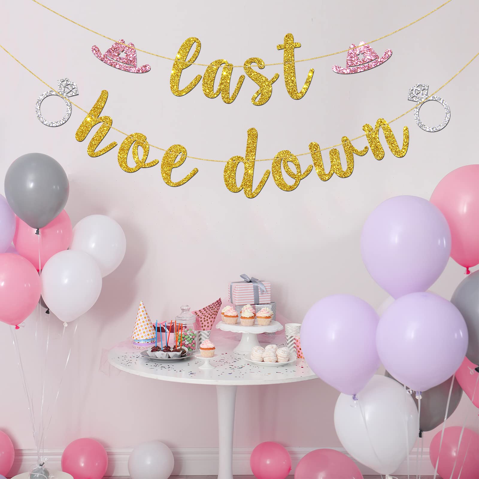 INNORU Last Hoe Down Banner - Western Themed Bachelorette Party Decorations, Cowgirl Wedding & Engagement Decor with Gold Glitter | Perfect for Country Themed Celebrations, Bridal Showers & Rustic Weddings