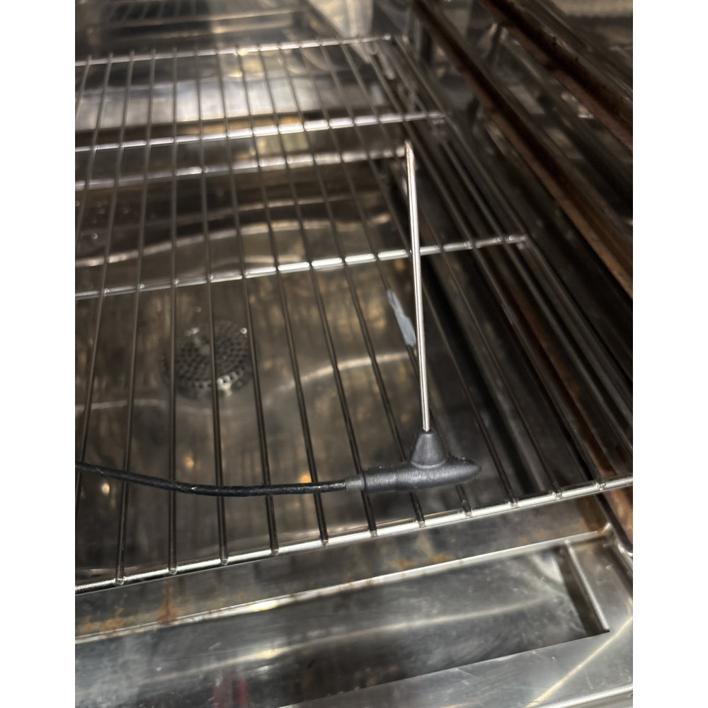 Used Rational SCC 102 G Gas Combination Oven with Stand - Professional Commercial Kitchen Equipment for Restaurants, Bakeries & Catering Services