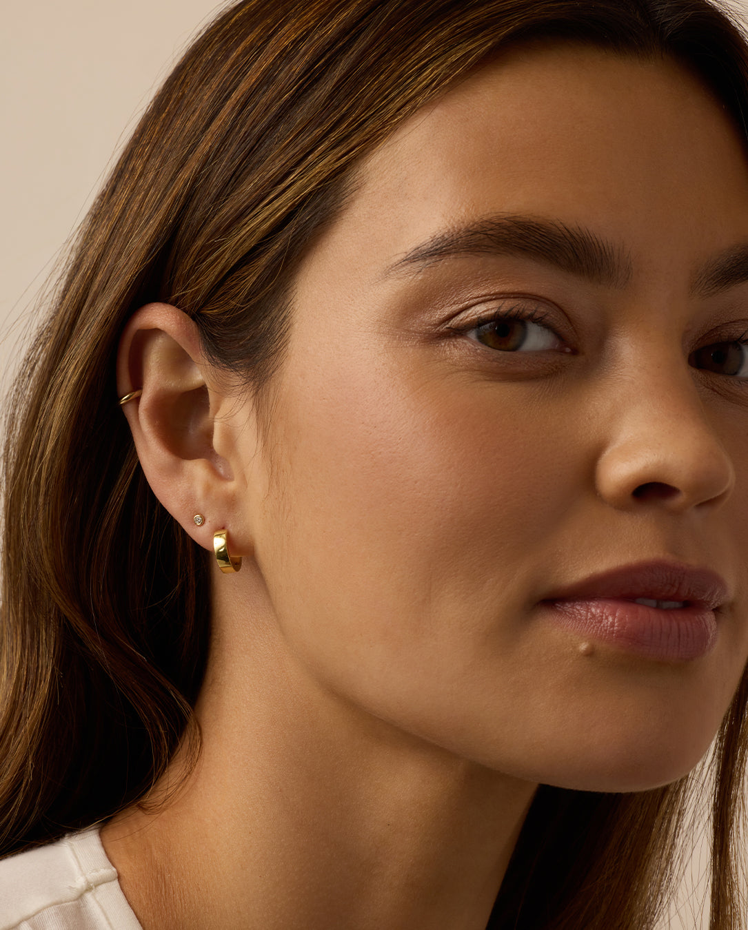 Rose Gold Huggie Hoop Earrings for Women - Minimalist Small Hoops for Everyday Wear, Gift for Her, Trendy & Comfortable for Work, Date Night, and Casual Outfits
