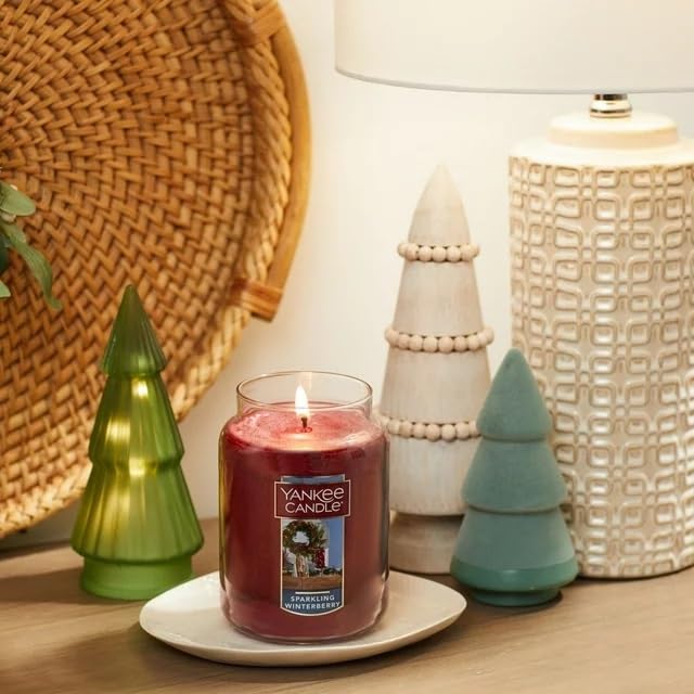 Yankee Candle Holiday 2023 Sparkling Winterberry Large Classic Jar Candle - 22oz Scented Candle for Christmas Decor, Home Fragrance, Gift Idea & Cozy Winter Nights