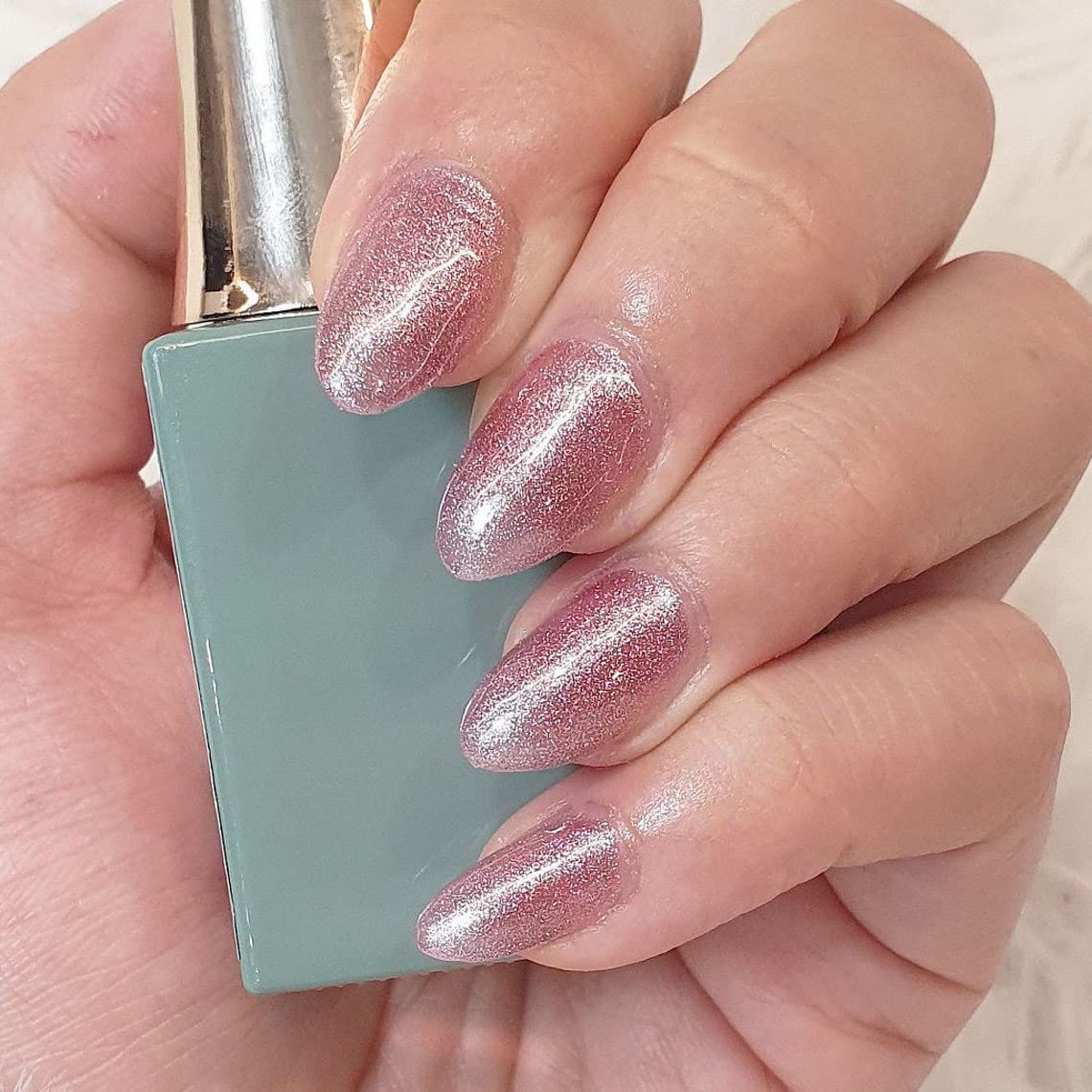 BELLE GAGA™ CANNI 16ml Soak Off UV LED Gel Nail Polish Set - Long Lasting Salon Quality Nail Art Starter Kit for DIY Manicure at Home (Color C028) - Perfect for Nail Art, Parties, Weddings & Special Occasions