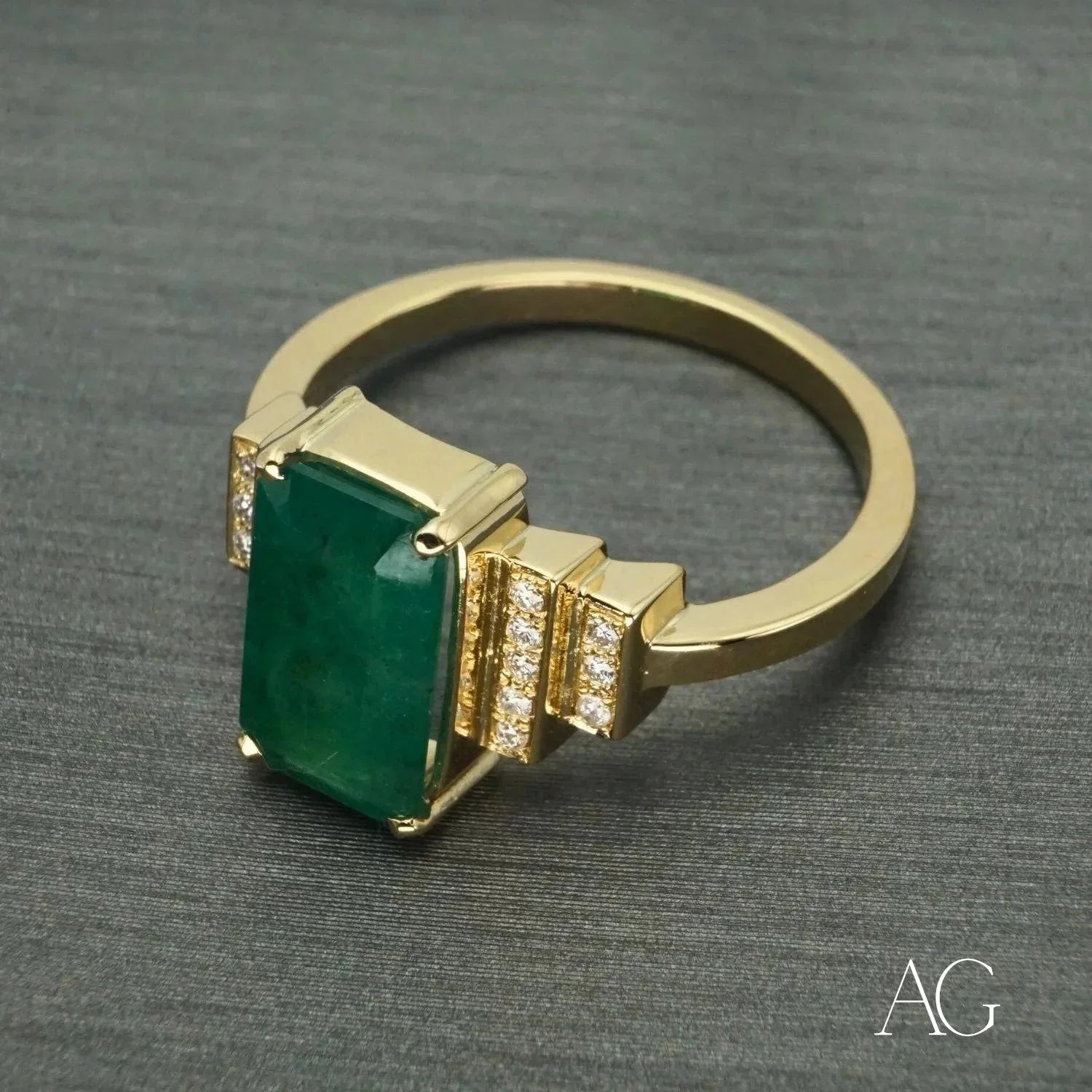 Exquisite 18k Gold Emerald Ring - 2.3 Carat Genuine Emerald Engagement Ring for Women, Perfect for Wedding, Anniversary & Special Occasions