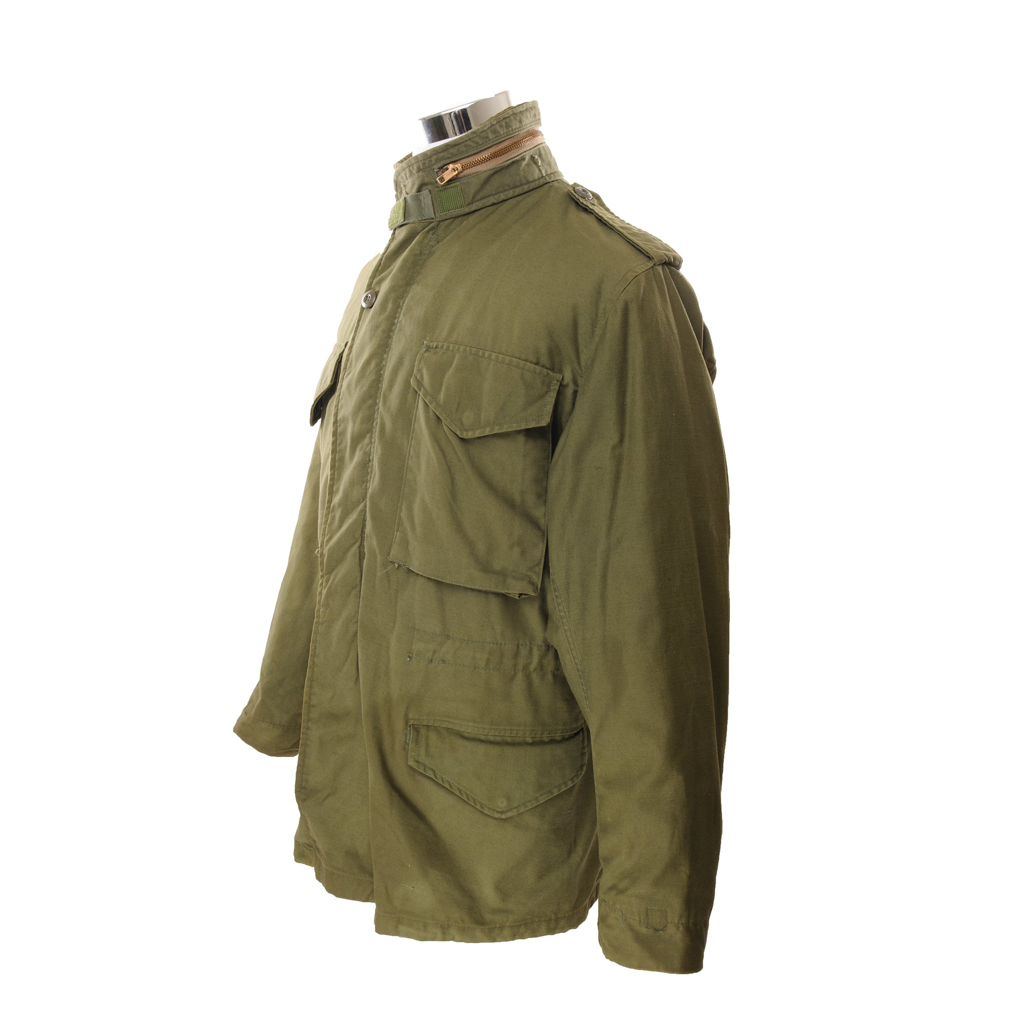 Vintage US Army M-1965 M65 Field Jacket - Medium Regular Size - Military Green Tactical Outerwear for Men - Perfect for Outdoor Adventures, Hiking & Casual Wear