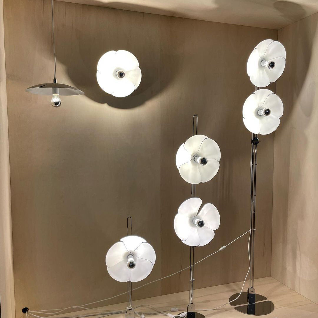 Elegant Flower Wall Lamp - Modern LED Floral Sconce Light for Bedroom, Living Room & Nursery Decor | Perfect for Home, Wedding & Party Decoration