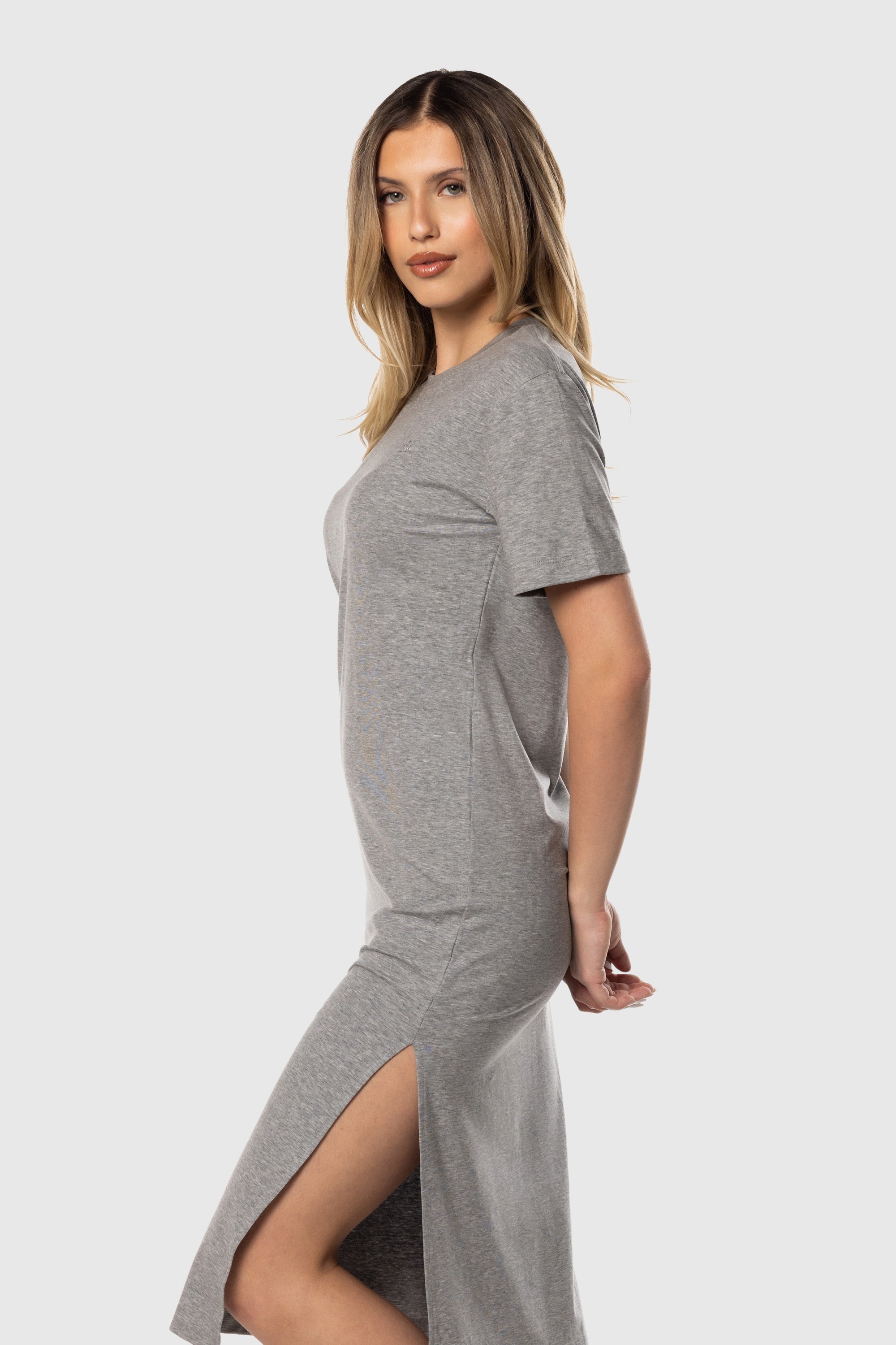 Long Sleeve T-Shirt Dress in Black - Casual & Comfortable Women's Fashion for Everyday Wear