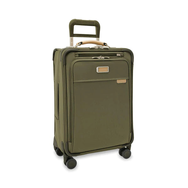 Baseline Essential Carry-On Spinner 22