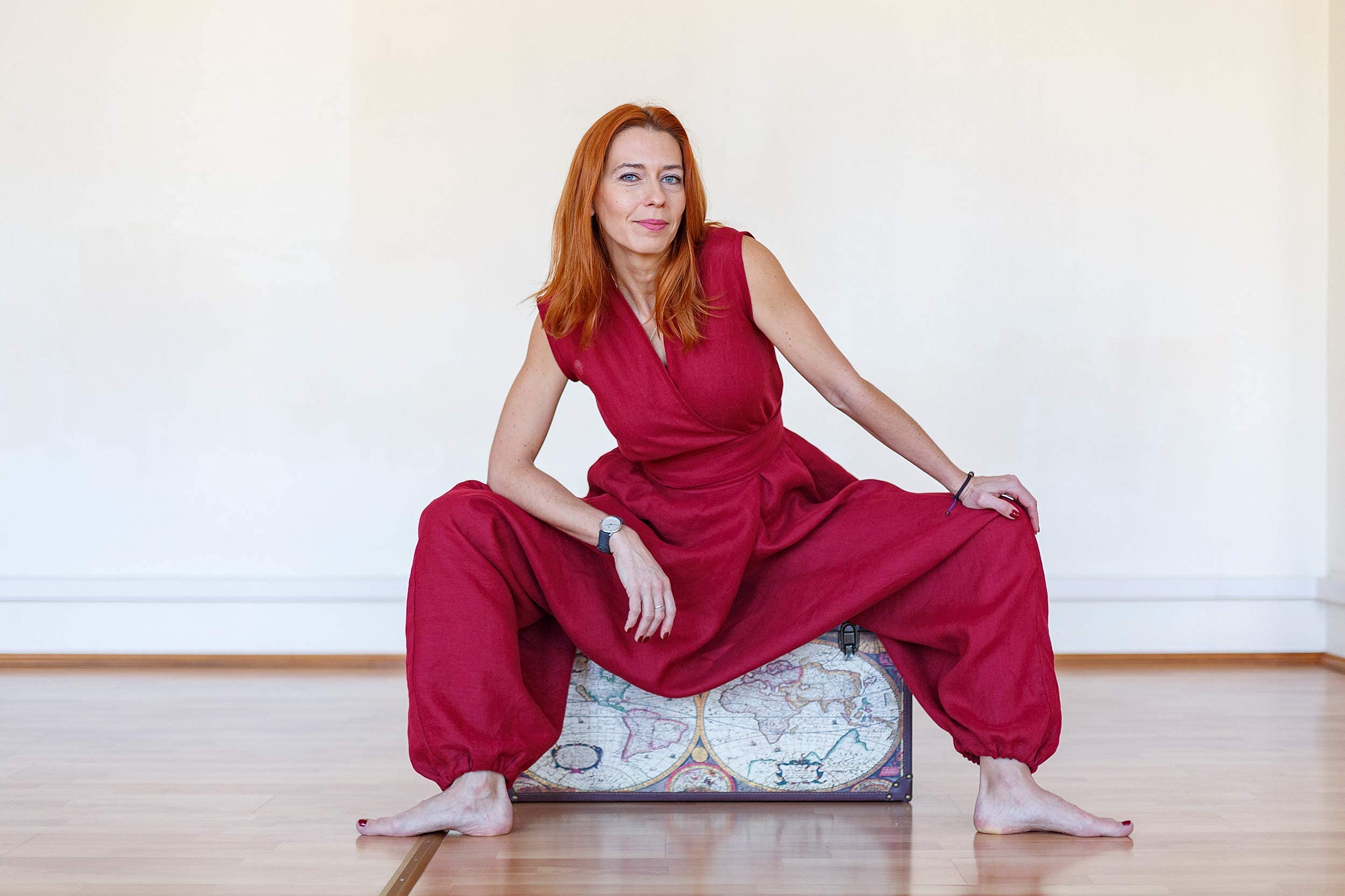 Women's Linen Harem Jumpsuit - 37 Colors | Petite & Plus Size | Custom Made to Measure | Perfect for Yoga, Beach & Boho Fashion