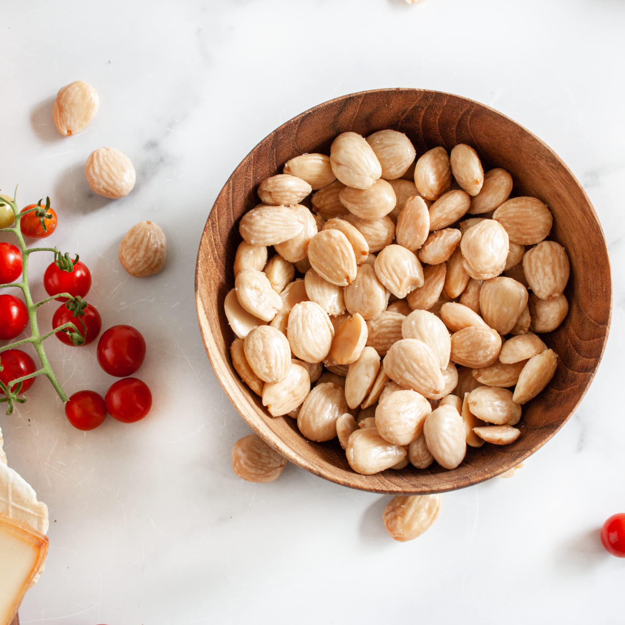 igourmet International Connoisseur Gift Box - Gourmet Foods from Around the World | Premium International Food Collection | Perfect for Holidays, Corporate Gifts & Food Lovers