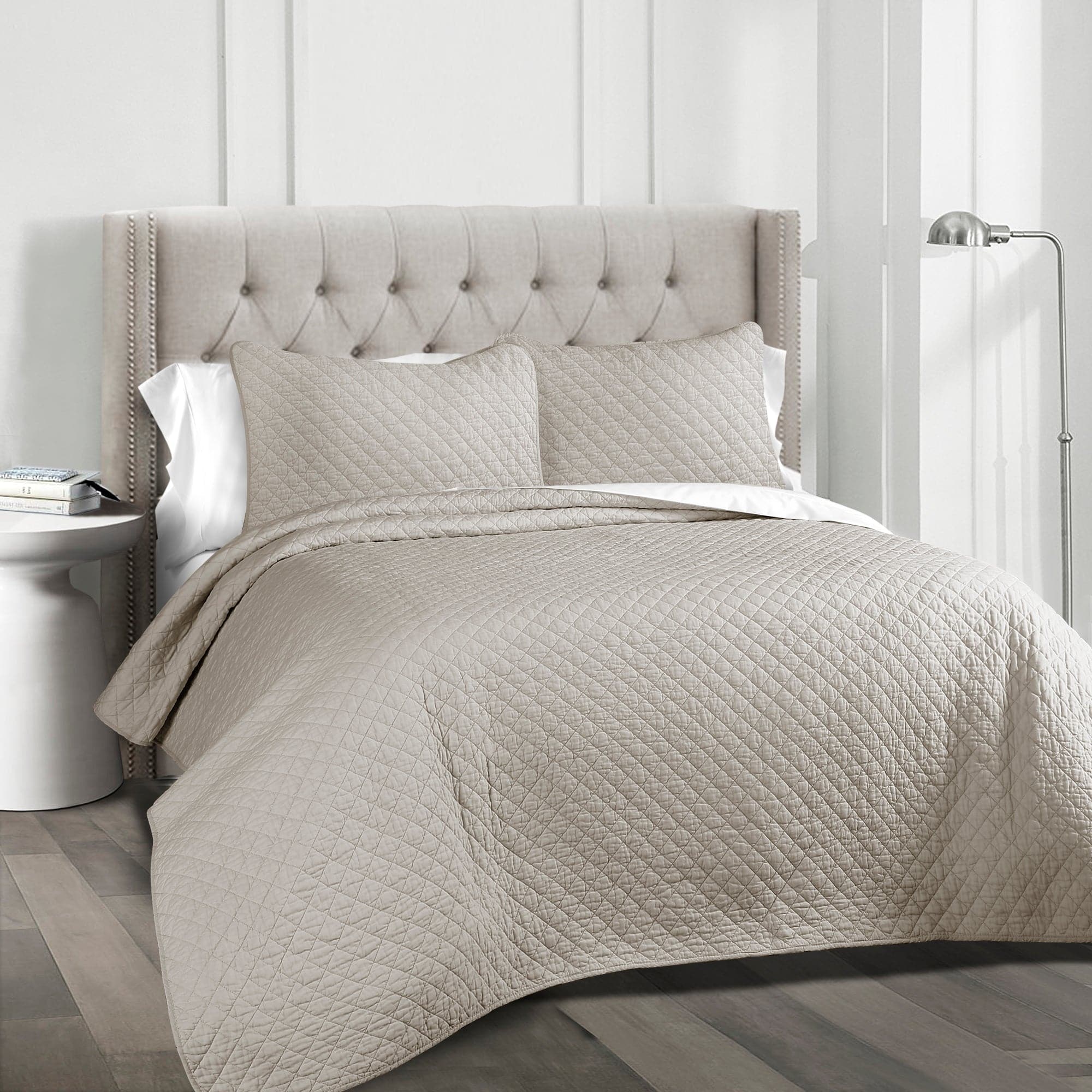 Ava Diamond Oversized Cotton Quilt Set - King Size Bedding with Soft Breathable Fabric for All Seasons | Perfect for Master Bedroom, Guest Room & Cozy Home Decor