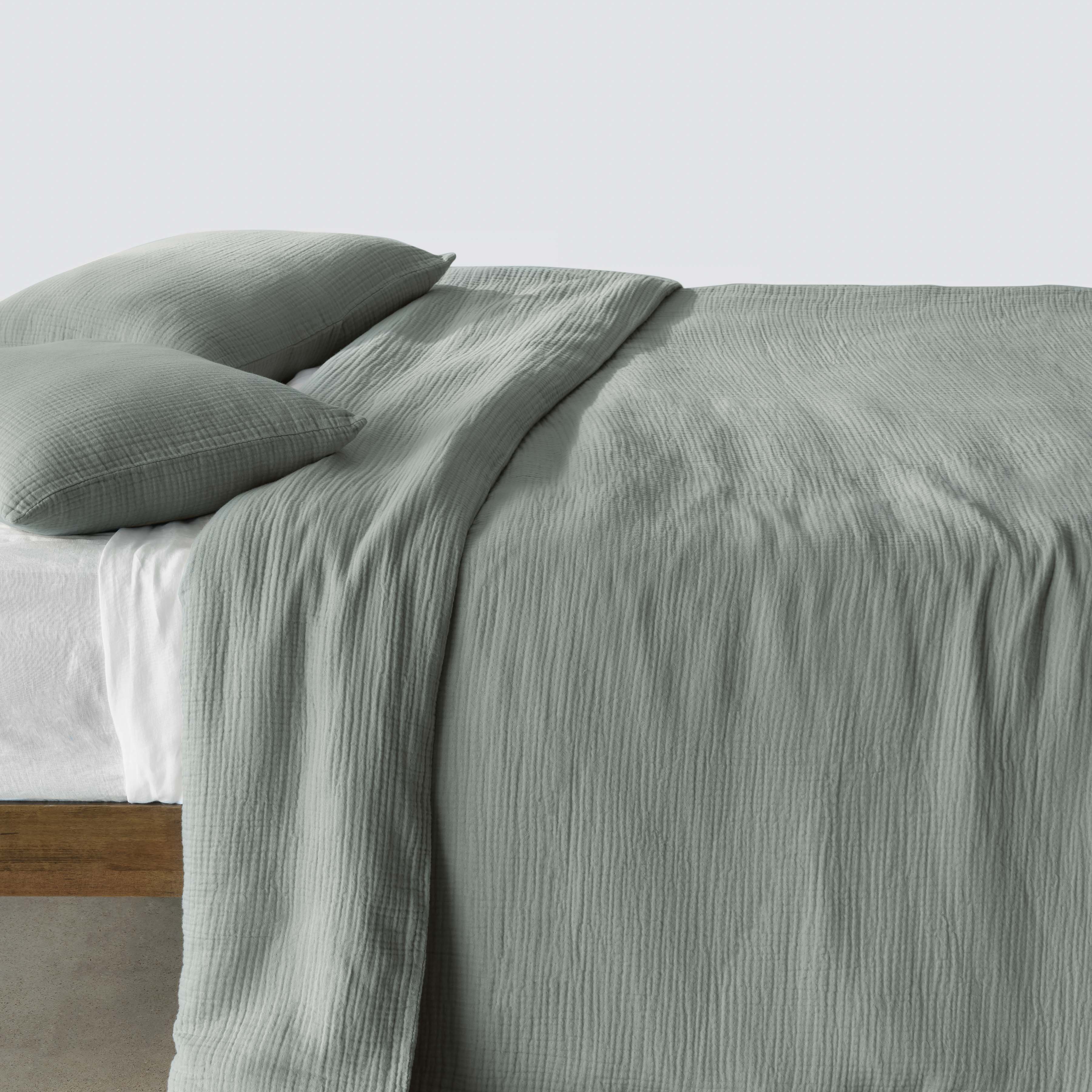 Organic Cotton Gauze Pillow Shams - Soft & Breathable Bedding for a Comfortable Sleep - Perfect for Home, Hotel, and Guest Room Decor