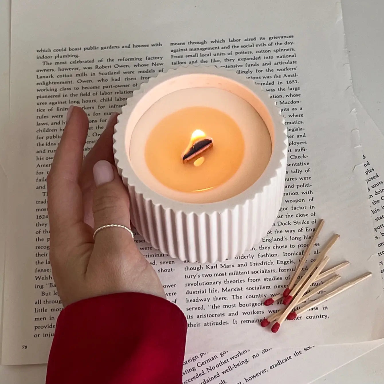 Orange & Ginger Scented Cream Grooved Jar Wood Wick Candle - Aromatherapy, Home Decor & Relaxation Gift for Spa, Bedroom & Living Room