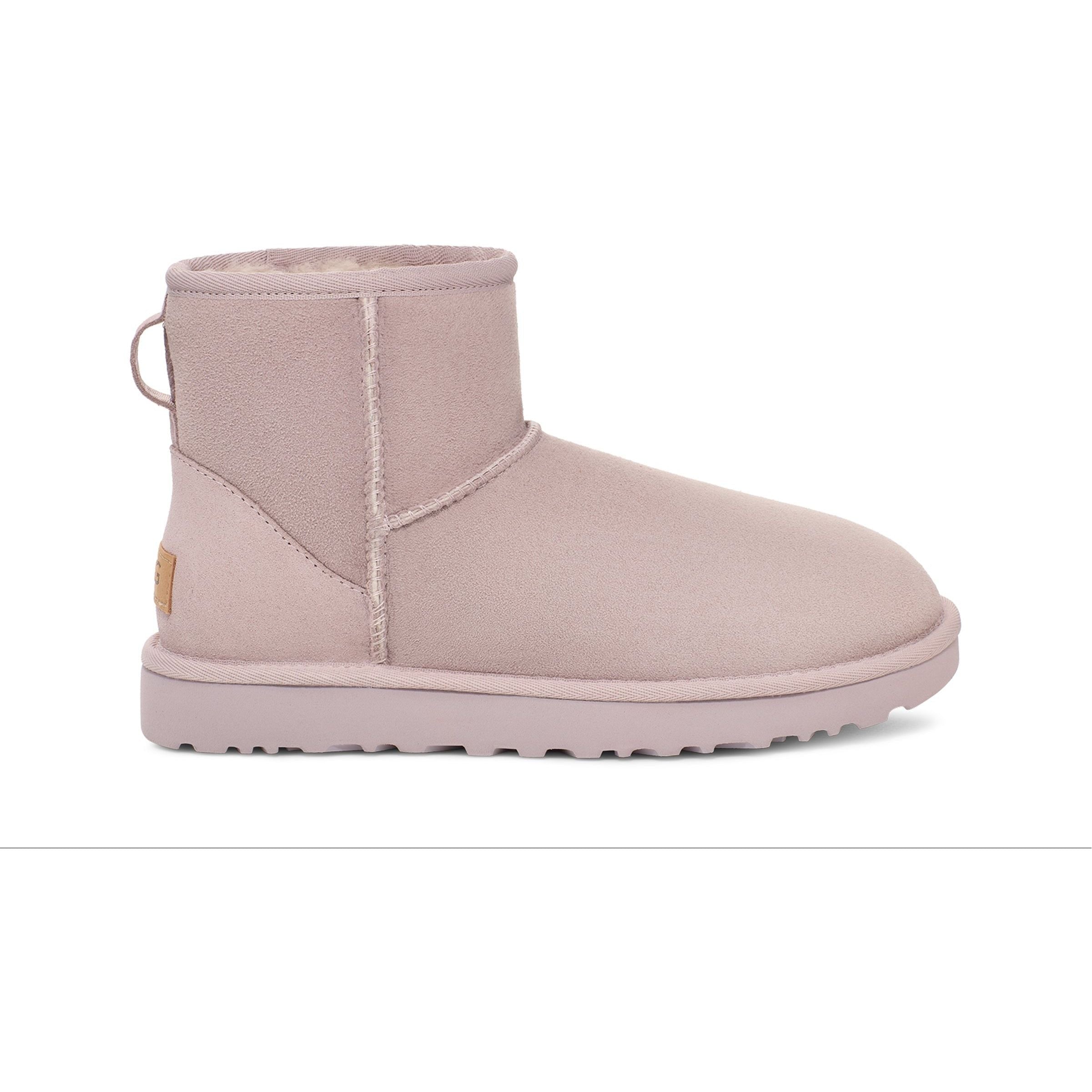 UGG Women’s Classic Mini II Boots in Pale Smoke - Cozy Winter Boots for Women, Fashionable Snow Boots for Cold Weather & Outdoor Activities