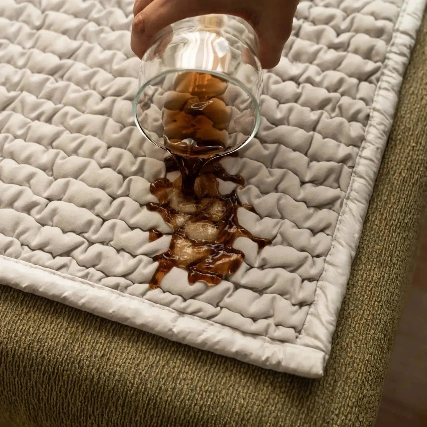 Waterproof King Size Blanket - Super Soft & Cozy for Indoor & Outdoor Use - Perfect for Camping, Picnics, and Pet Protection