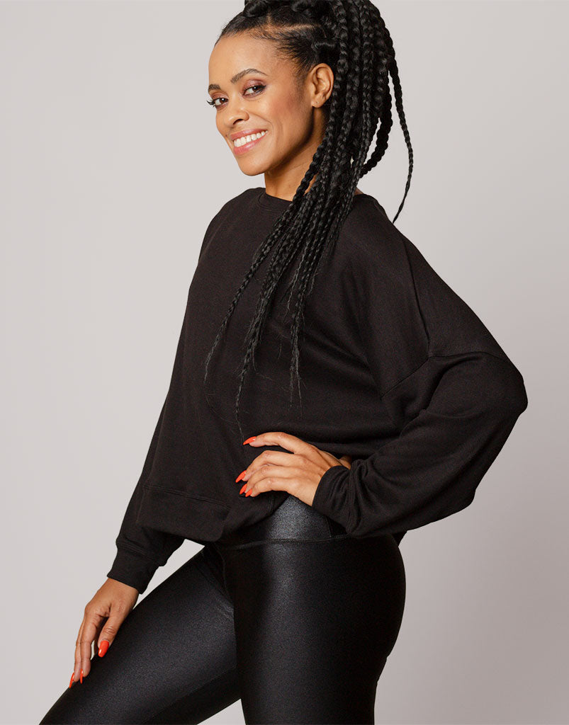 Classic Black Weekend Pullover - Cozy Casual Sweater for Men & Women | Perfect for Outdoors, Travel & Relaxation
