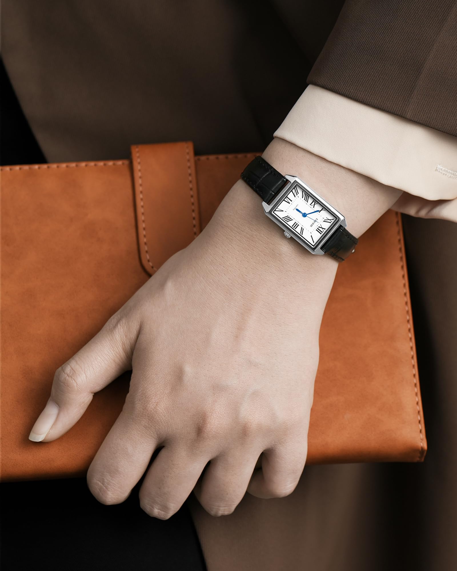 Elegant Women's Classic Quartz Watch with Genuine Cowhide Leather Band - Stylish & Durable Ladies Wristwatch for Work, Party, and Everyday Wear