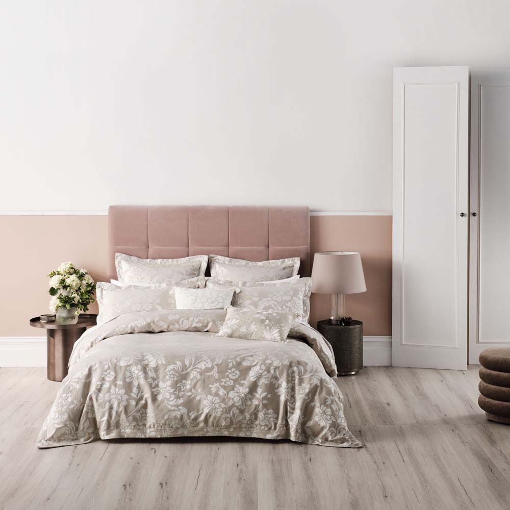 Premium Coralie Linen Quilt Cover Set - King Size (128
