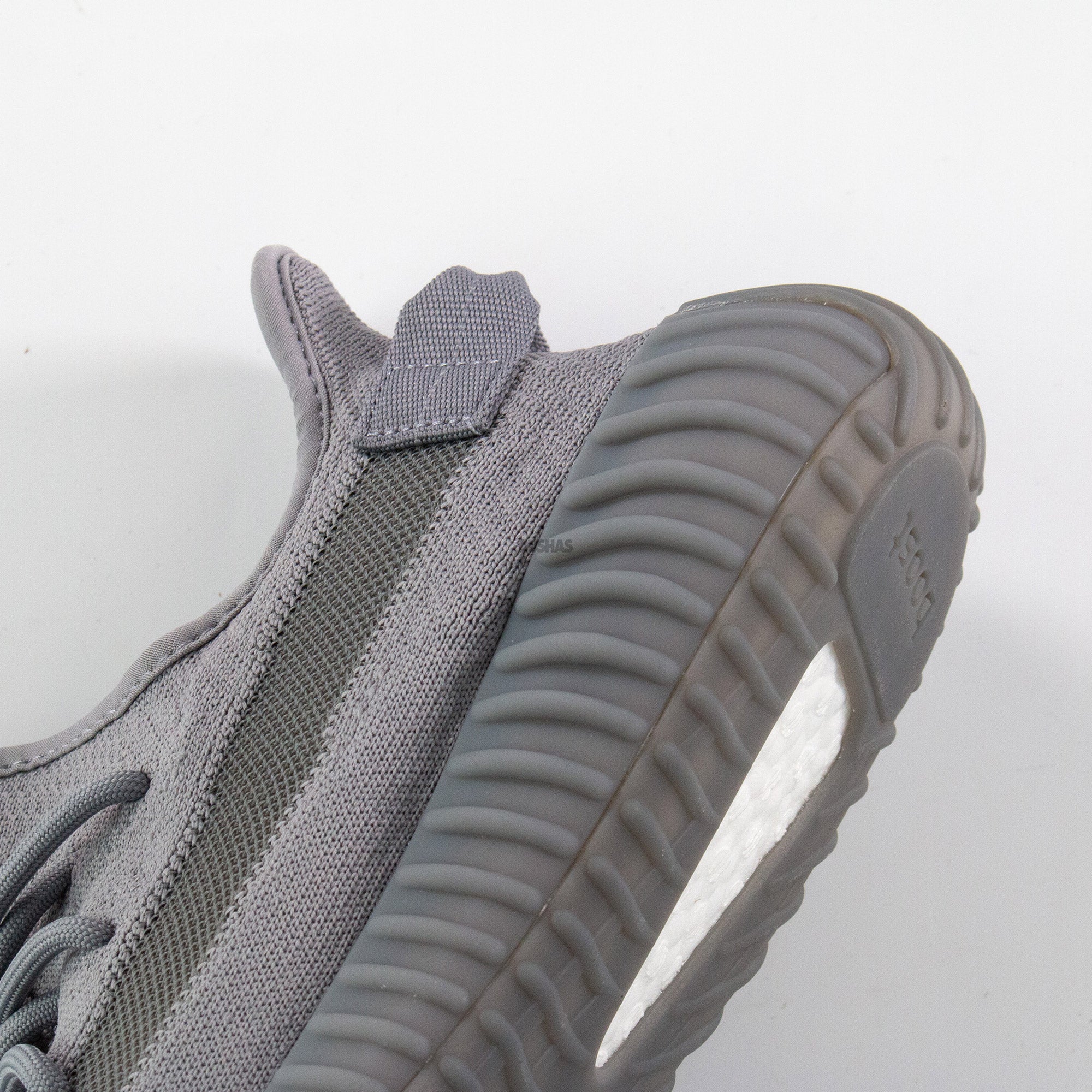 Adidas Yeezy Boost 350 V2 'Steel Grey' Sneakers (2024) - Men's Running Shoes for Casual Wear & Gym Workouts
