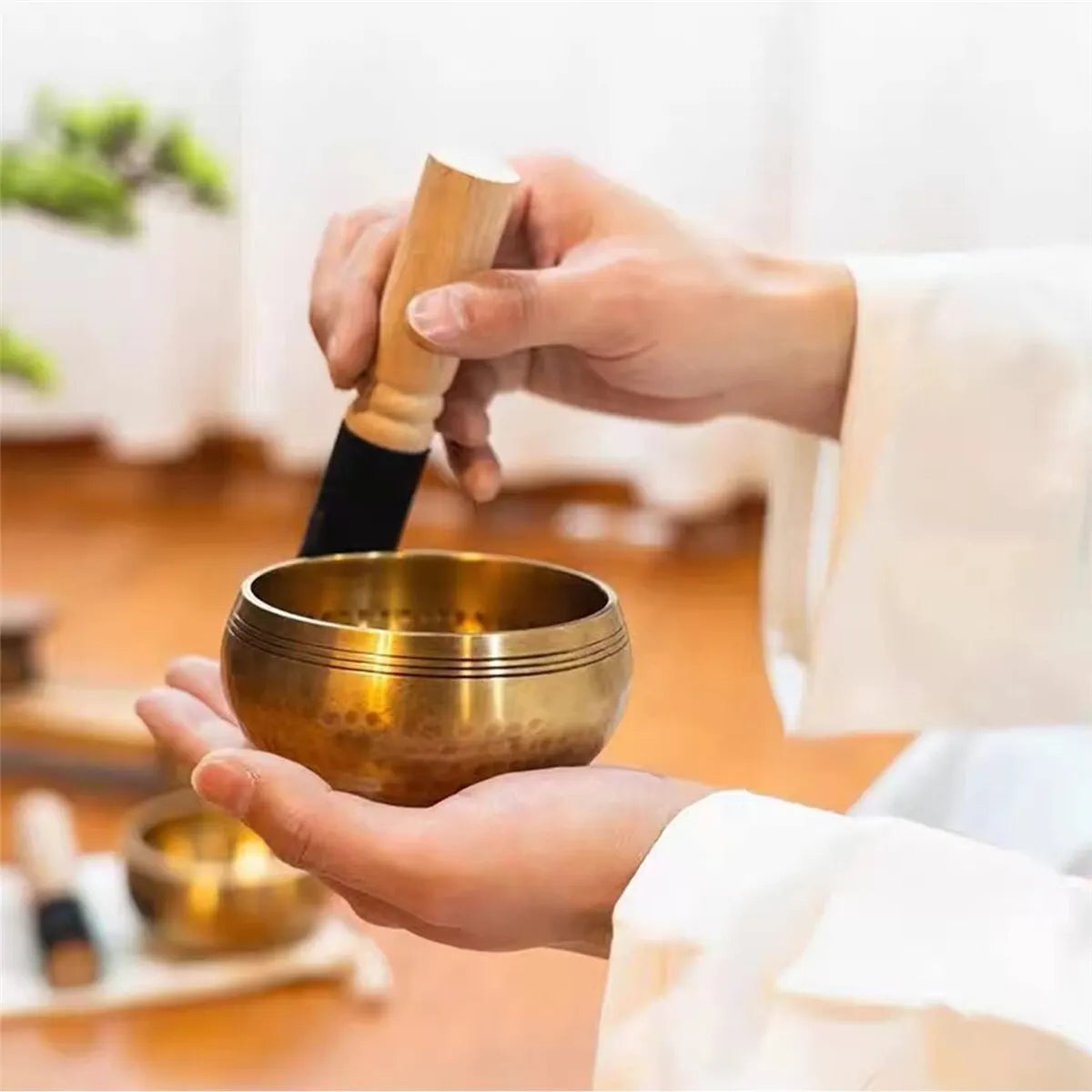 Authentic Tibetan Singing Bowl Set - Handcrafted Meditation Sound Bowl for Relaxation, Yoga & Mindfulness - Perfect Spiritual Gift for Healing & Stress Relief (Use in Meditation, Therapy, Yoga Studios & Home Decor)