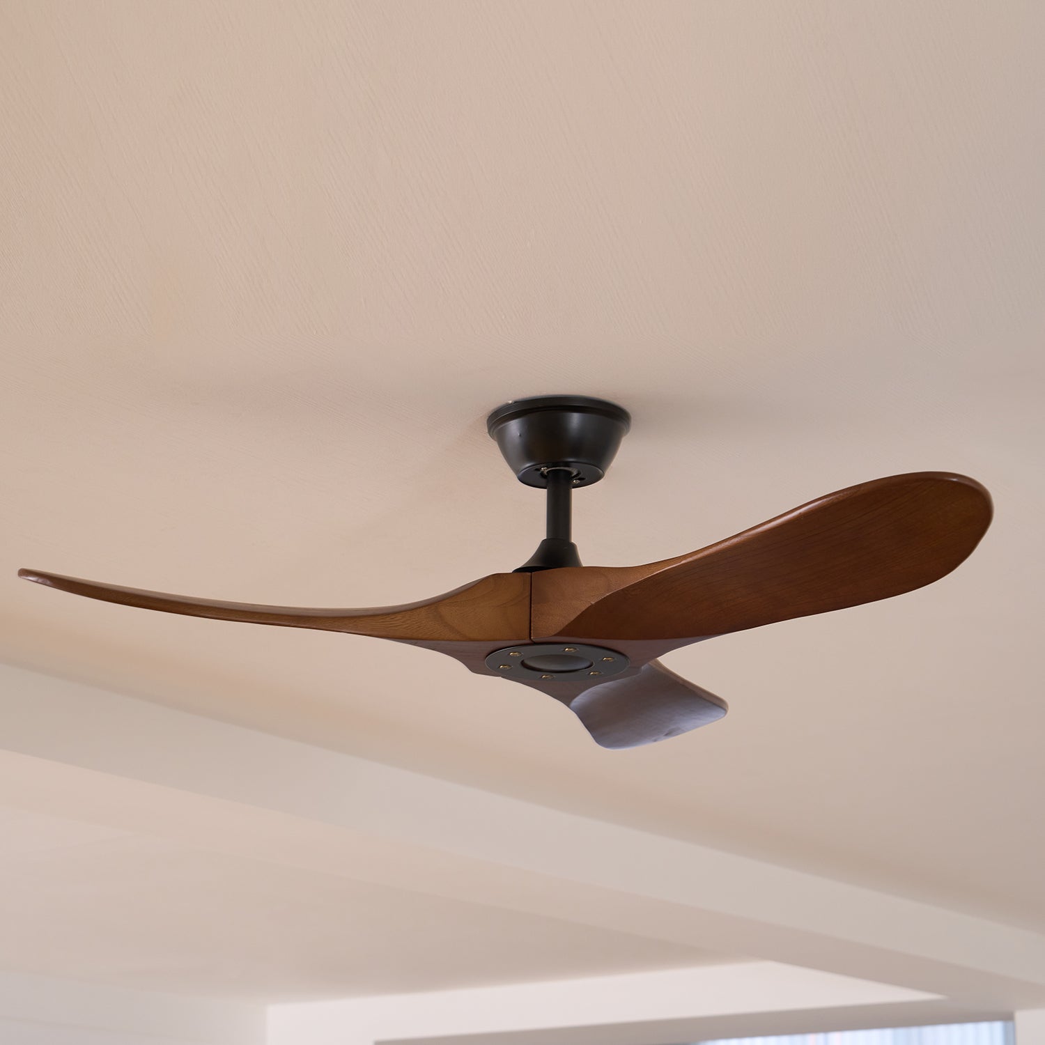 Aero Breeze 42/52 Inch Ceiling Fan with Remote Control - Modern Low Profile Flush Mount Design - Perfect for Bedroom, Living Room, and Office Spaces