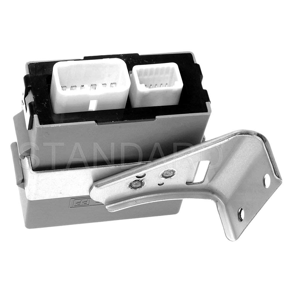 Standard Motor Products RY-1536 Automotive Relay - High Performance 12V DC Power Relay for Cars, Trucks & SUVs - Perfect for Headlights, Fuel Pumps & Cooling Fans Replacement