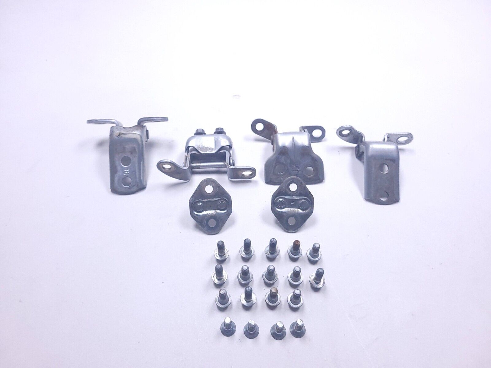 2003 2008 Toyota Corolla Left Driver Side Door Hinge OEM Replacement Part - Perfect for Car Door Repair and Maintenance