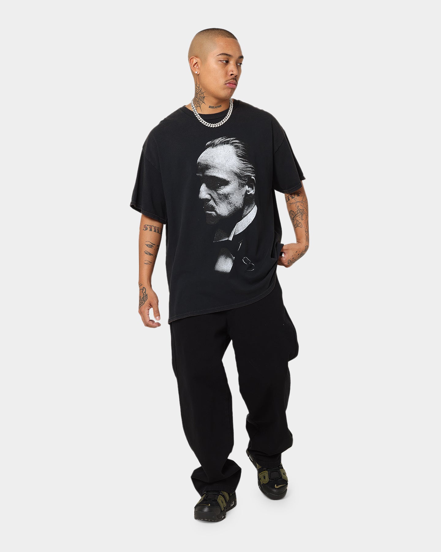 The Godfather Vintage T-Shirt - The Don Black Wash Retro Graphic Tee for Men & Women - Perfect for Movie Fans, Casual Wear & Vintage Style Outfits