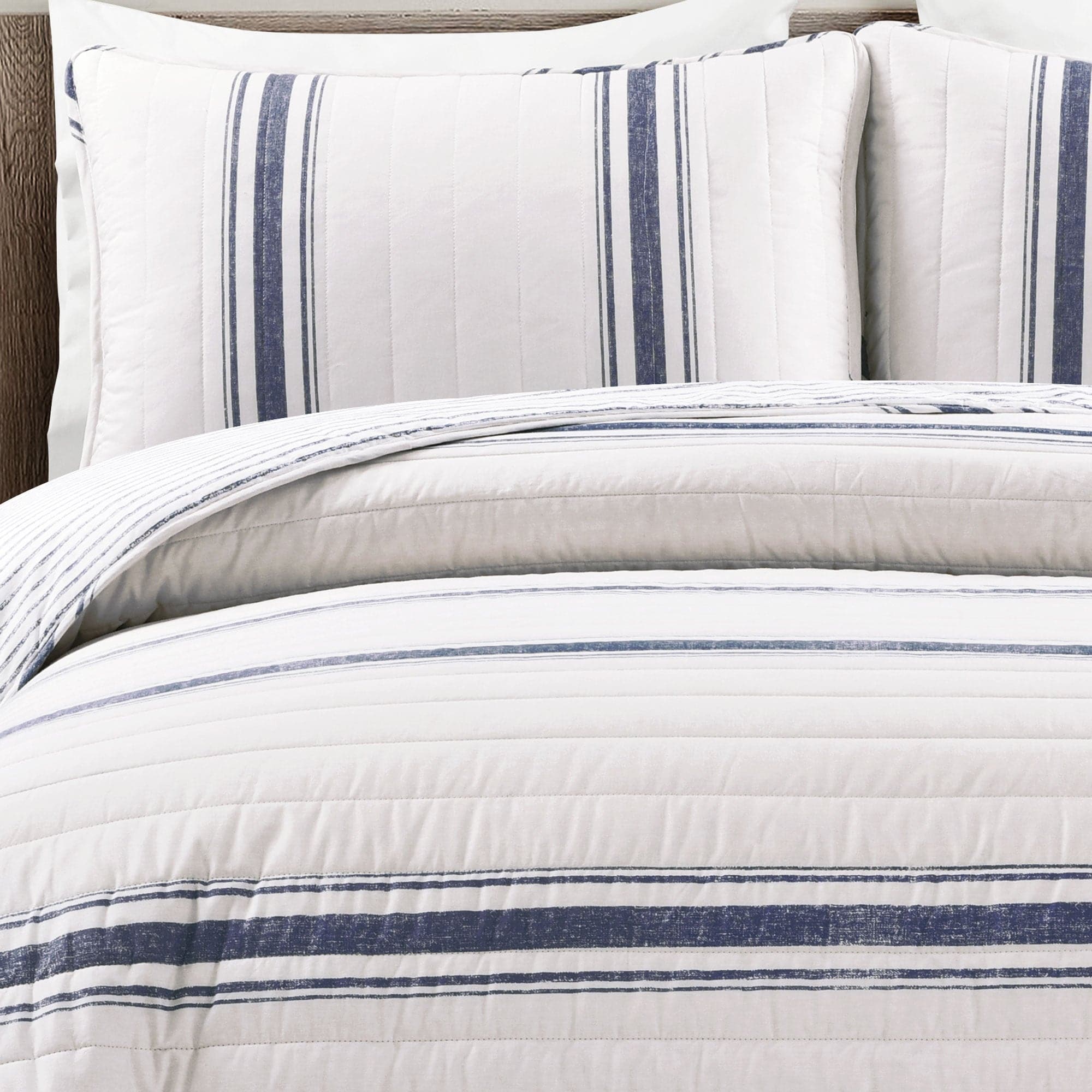 Farmhouse Stripe Reversible Cotton Quilt Set - King Size, Soft & Breathable Bedding for All Seasons - Perfect for Cozy Bedrooms, Guest Rooms & Vacation Homes