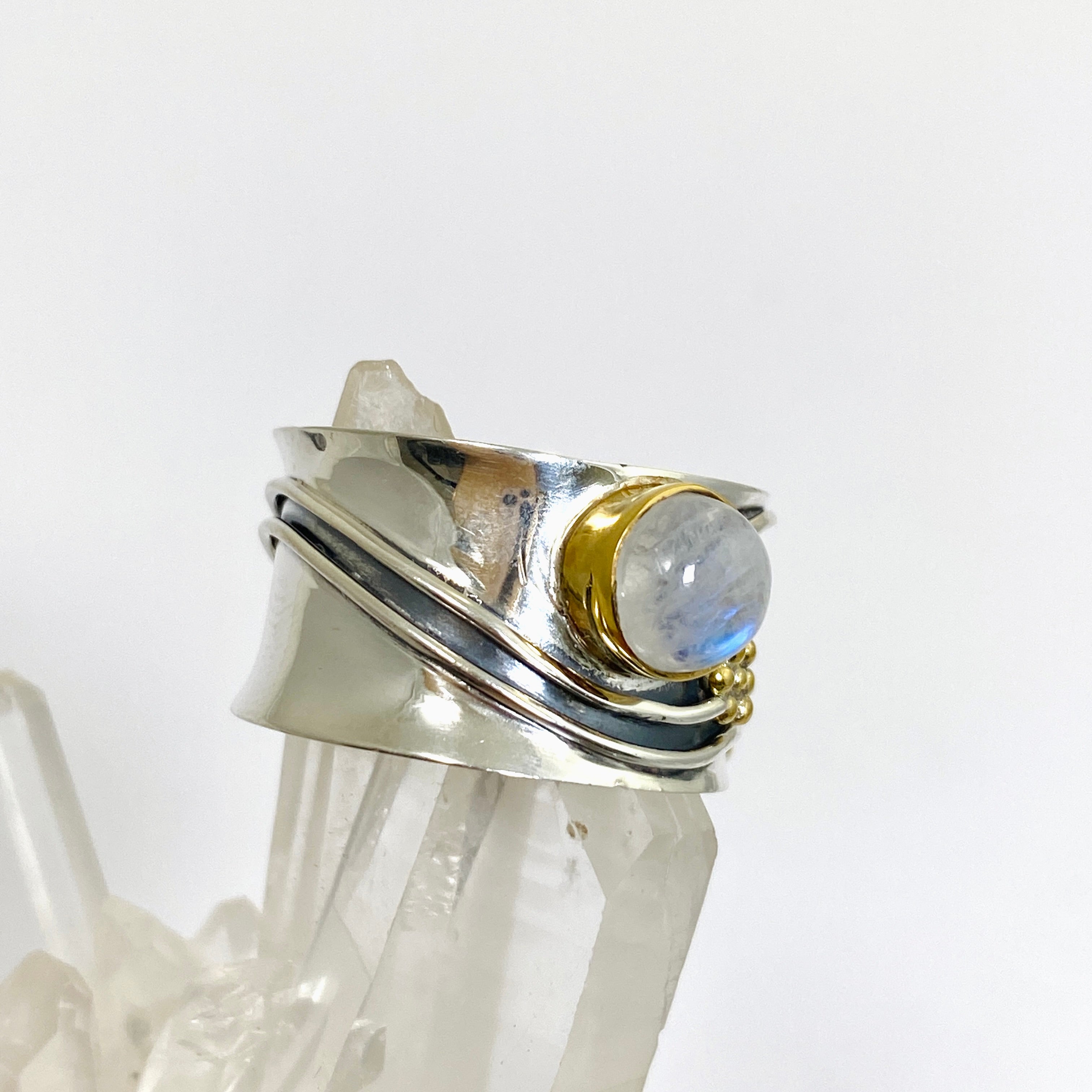 Moonstone Round Cabochon Ring in Sterling Silver - Elegant Birthstone Jewelry for Women - Perfect for Weddings, Anniversaries & Special Occasions