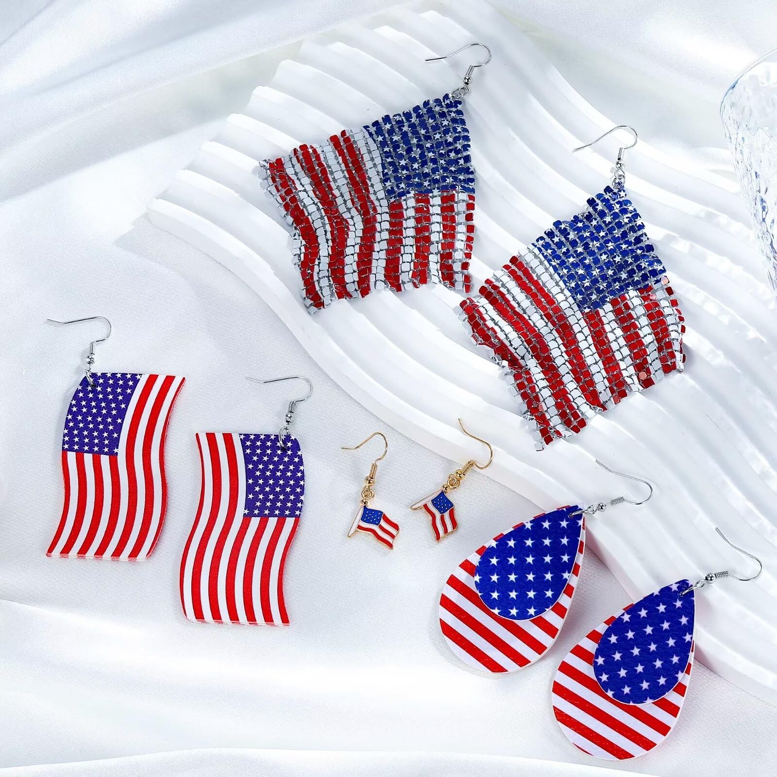 Turandoss 4th of July Patriotic Earrings for Women - Handmade American Flag Dangle Earrings, Cute Independence Day Jewelry Gifts for Parties, Festivals & Patriotic Events