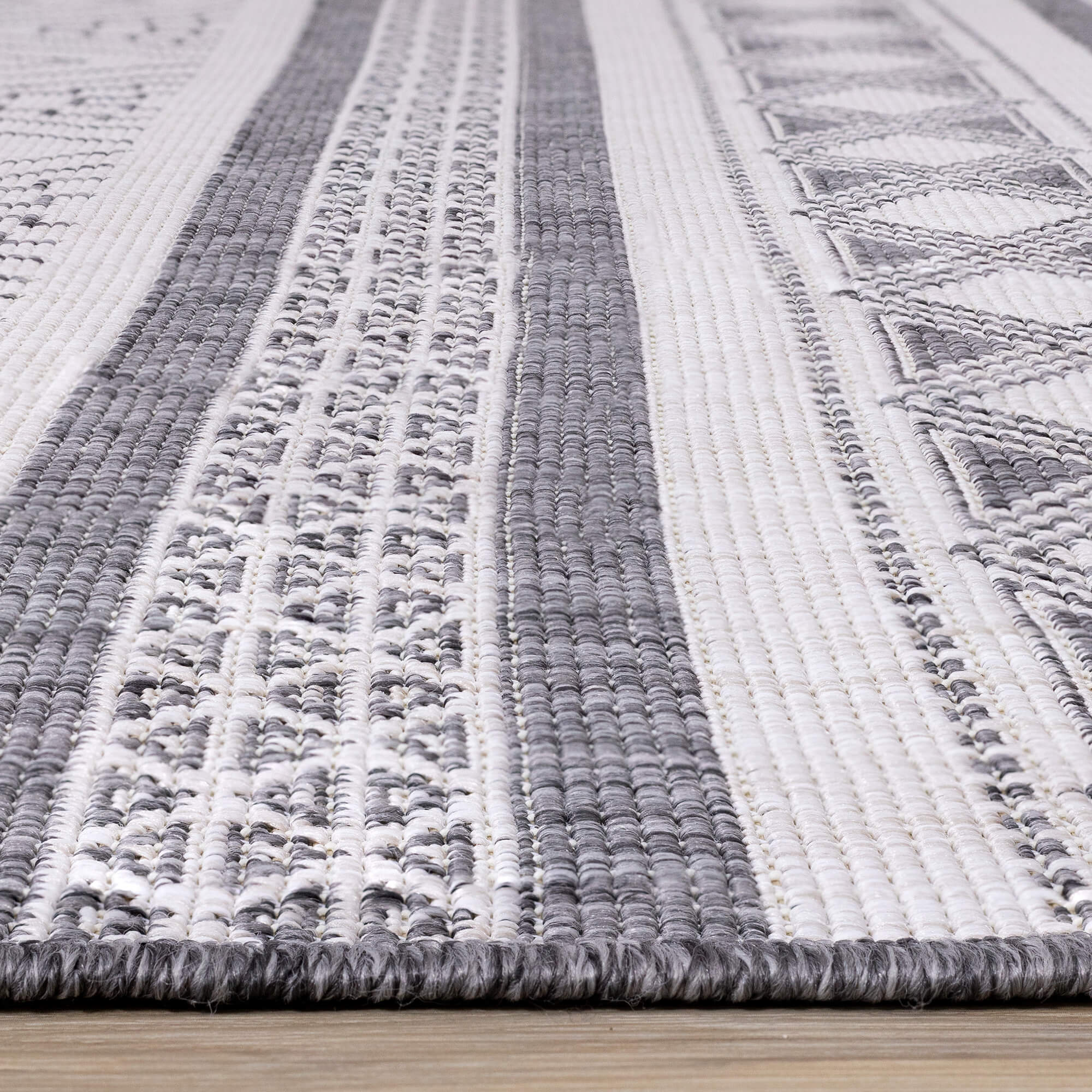 Bristol Grey Reversible Indoor/Outdoor Rug - Soft Non-Slip Area Carpet for Living Room, Patio, Deck & Bedroom