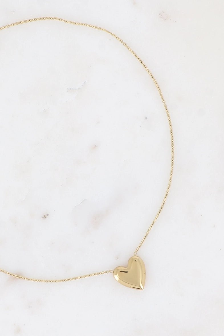 Golden Heart Necklace Alba - Elegant & Romantic Jewelry for Women - Perfect for Date Nights, Anniversaries & Special Occasions