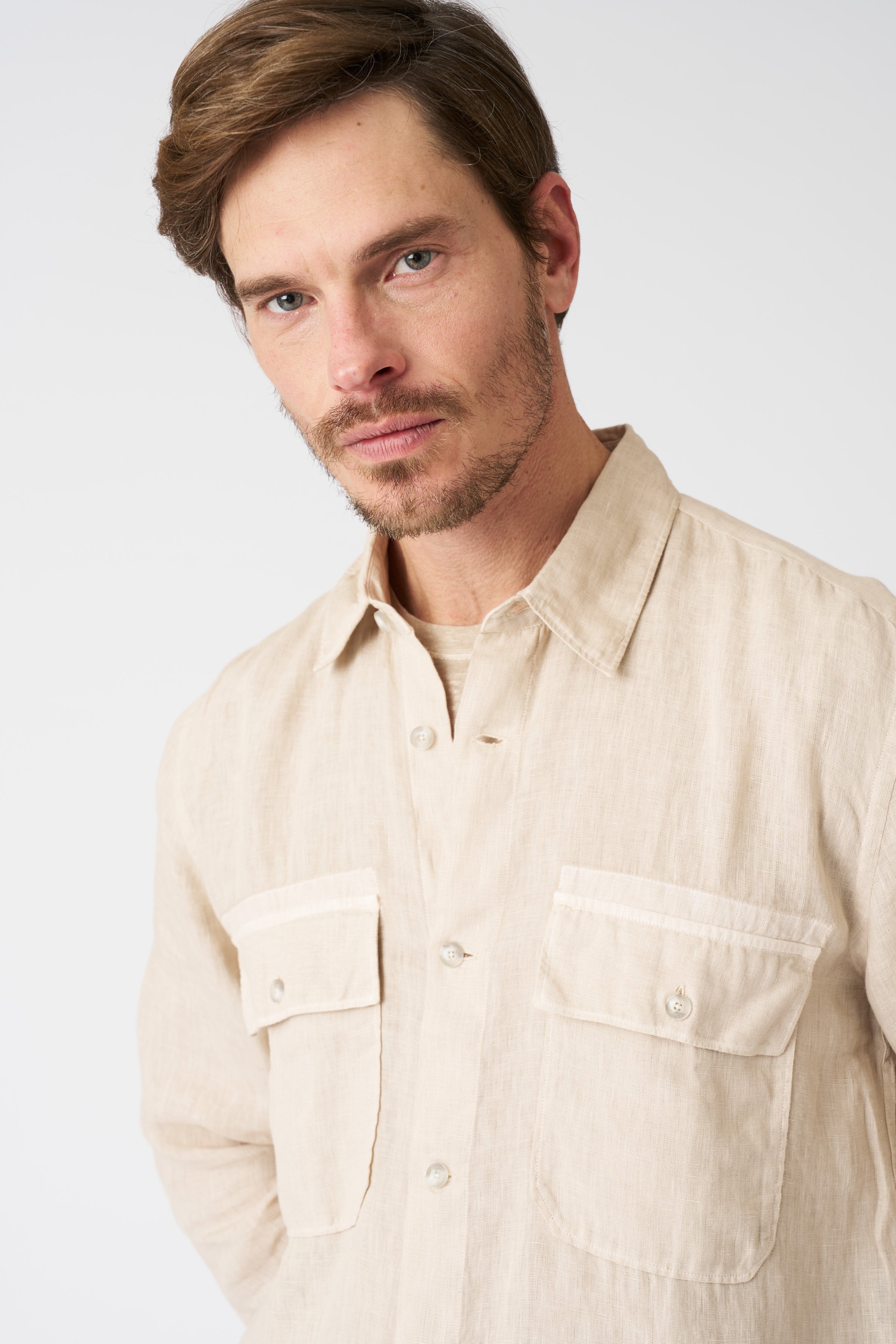 Men's Casual Regular Fit Shirt with Patch Pockets - Comfortable Button Down Shirt for Office, Travel & Everyday Wear